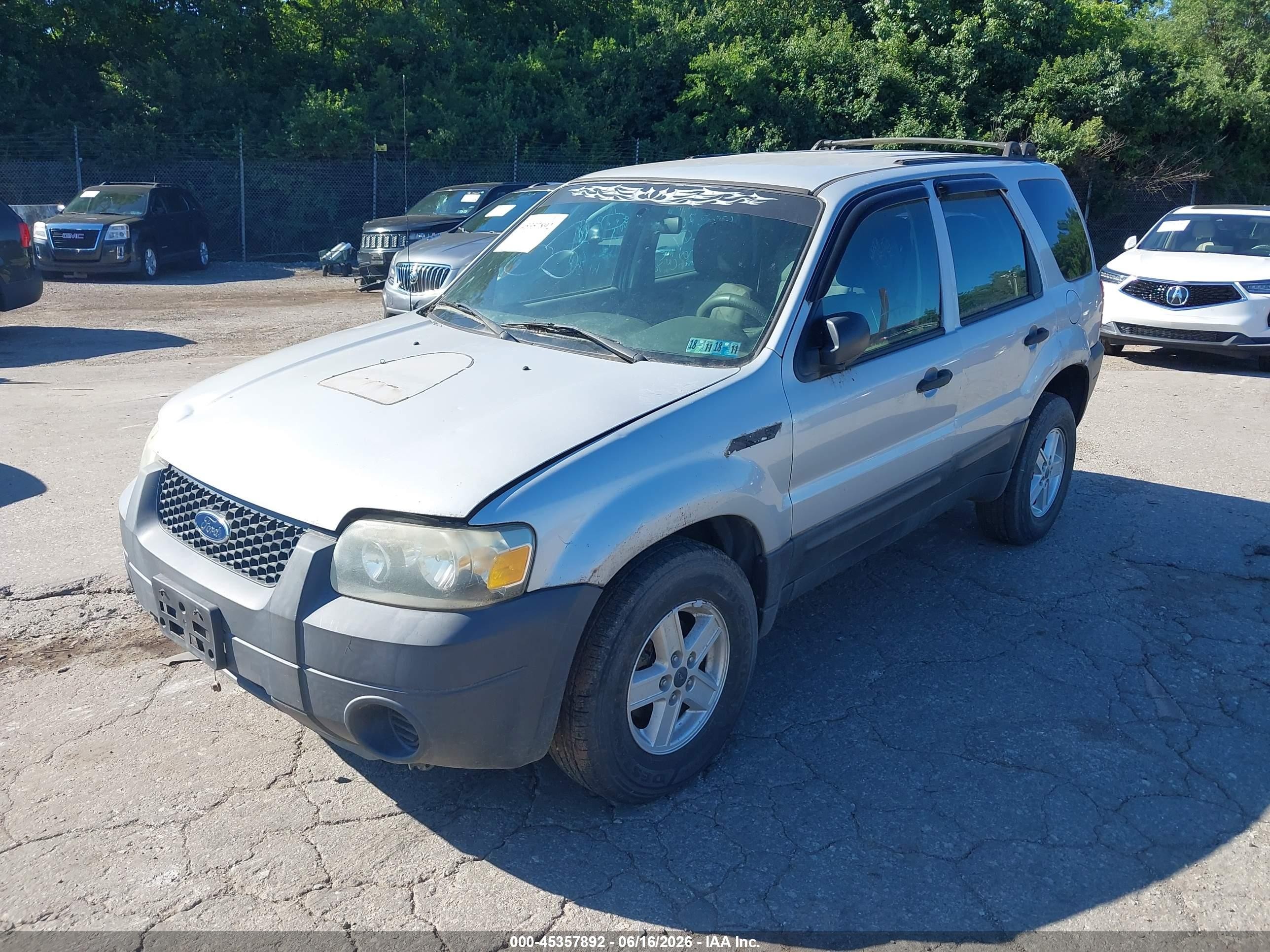 2007 Ford Escape Xls/xls Manual Silver vin: 1FMYU02Z47KB59004