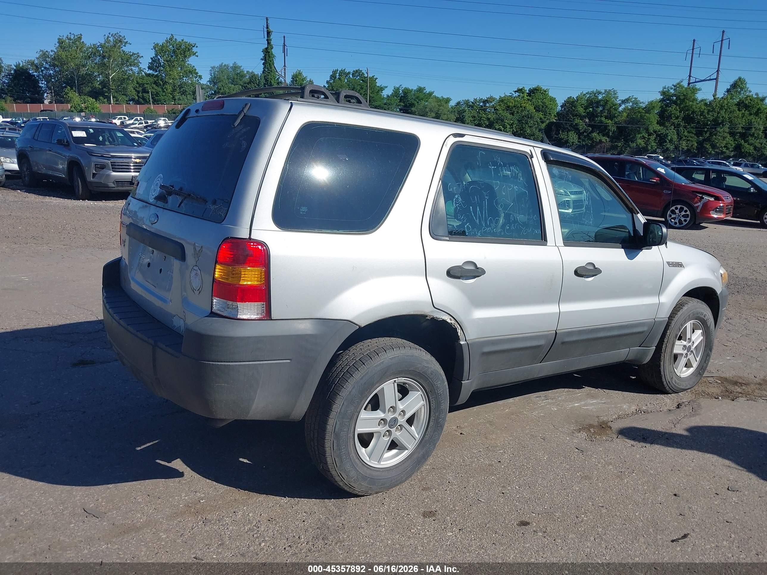 2007 Ford Escape Xls/xls Manual Silver vin: 1FMYU02Z47KB59004