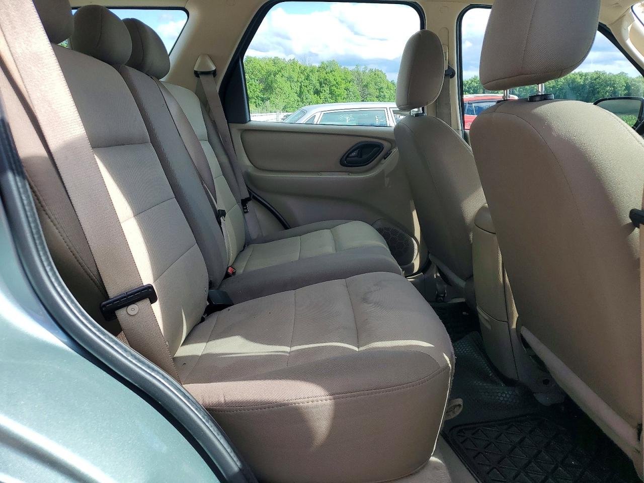 2005 Ford Escape Xls Зеленый vin: 1FMYU02Z55KA93334