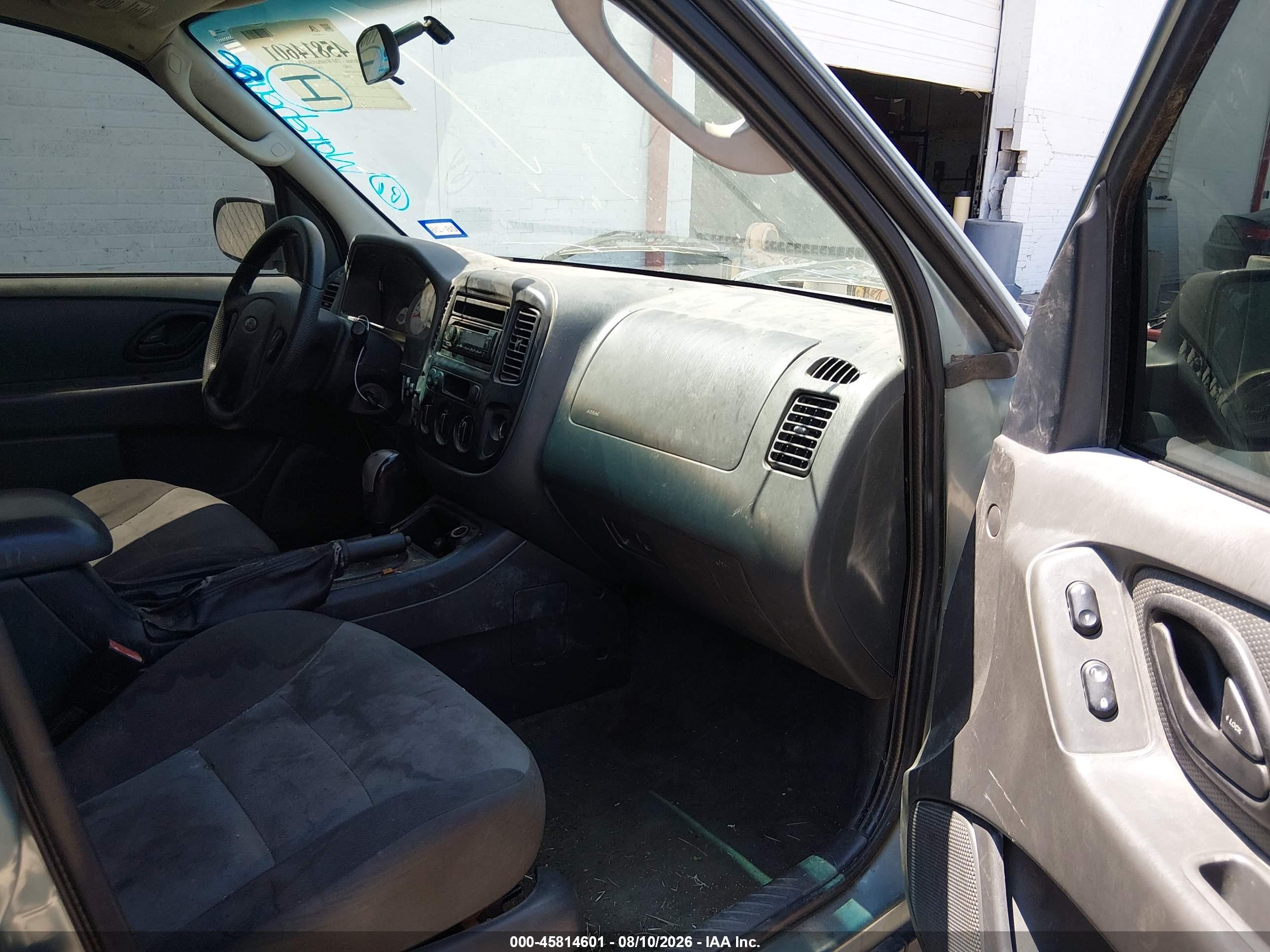 2005 Ford Escape Xls Light Blue vin: 1FMYU02Z55KD75005