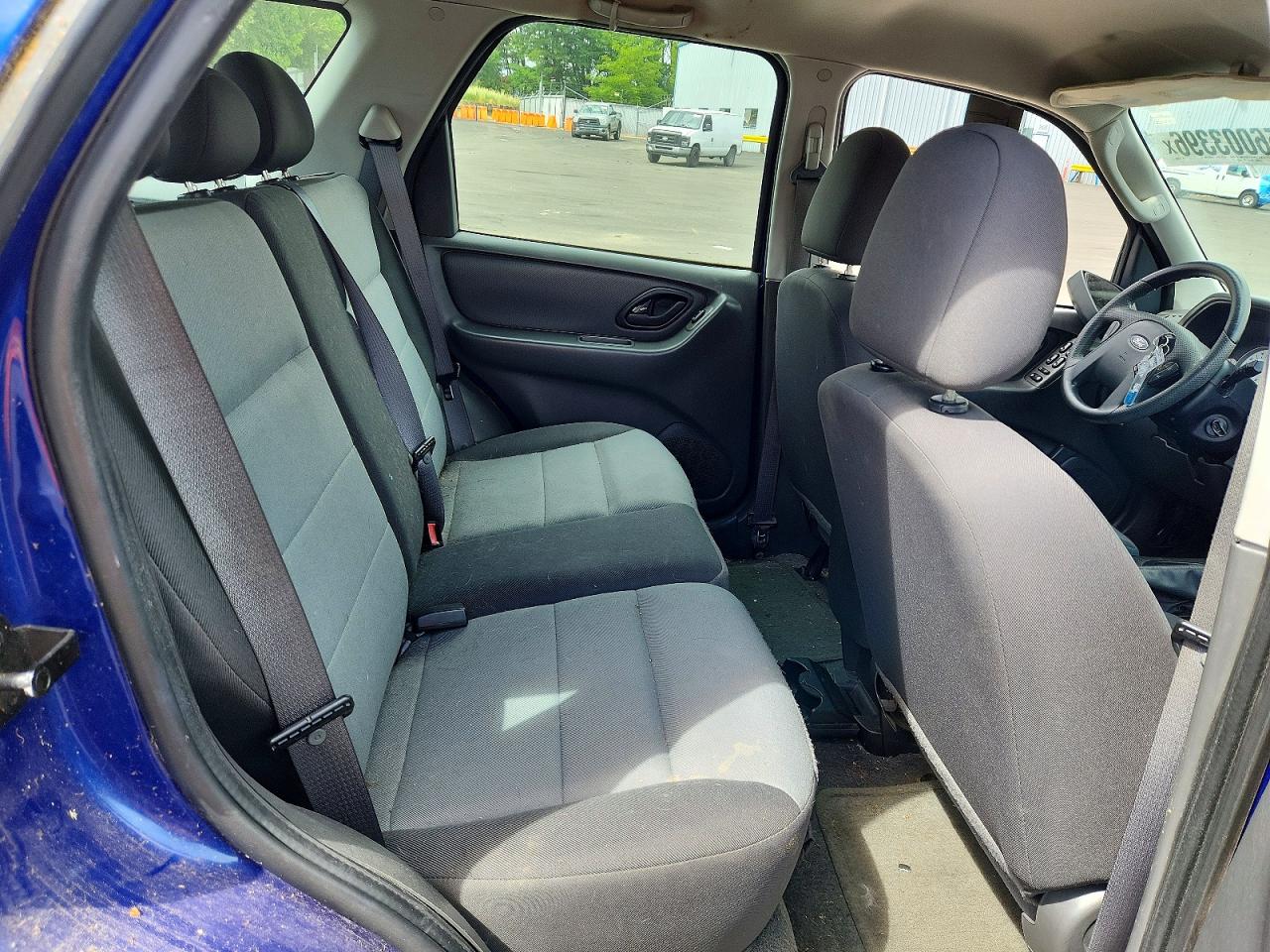2006 Ford Escape Xls Blue vin: 1FMYU02Z56KB78899