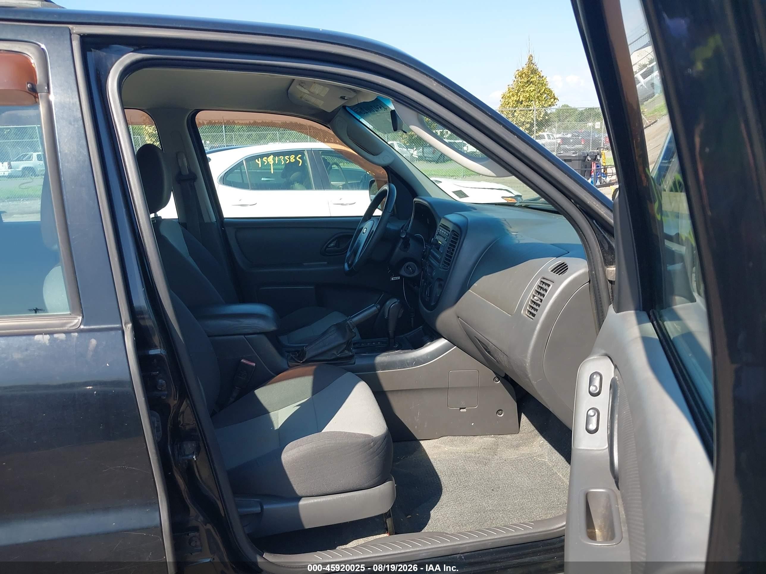2007 Ford Escape Xls/xls Manual Black vin: 1FMYU02Z57KB06635