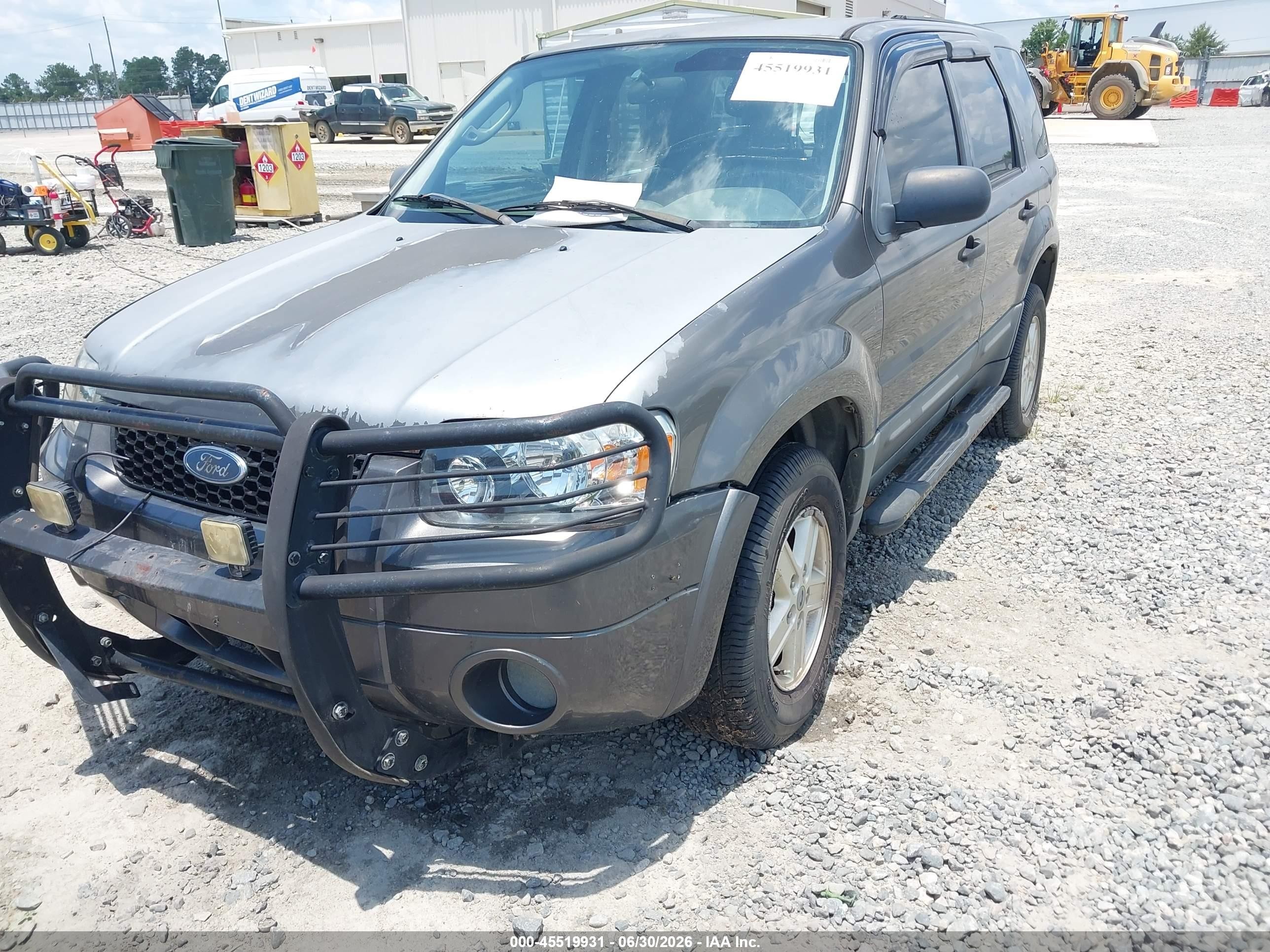 2005 Ford Escape Xls Gray vin: 1FMYU02Z65DA25998