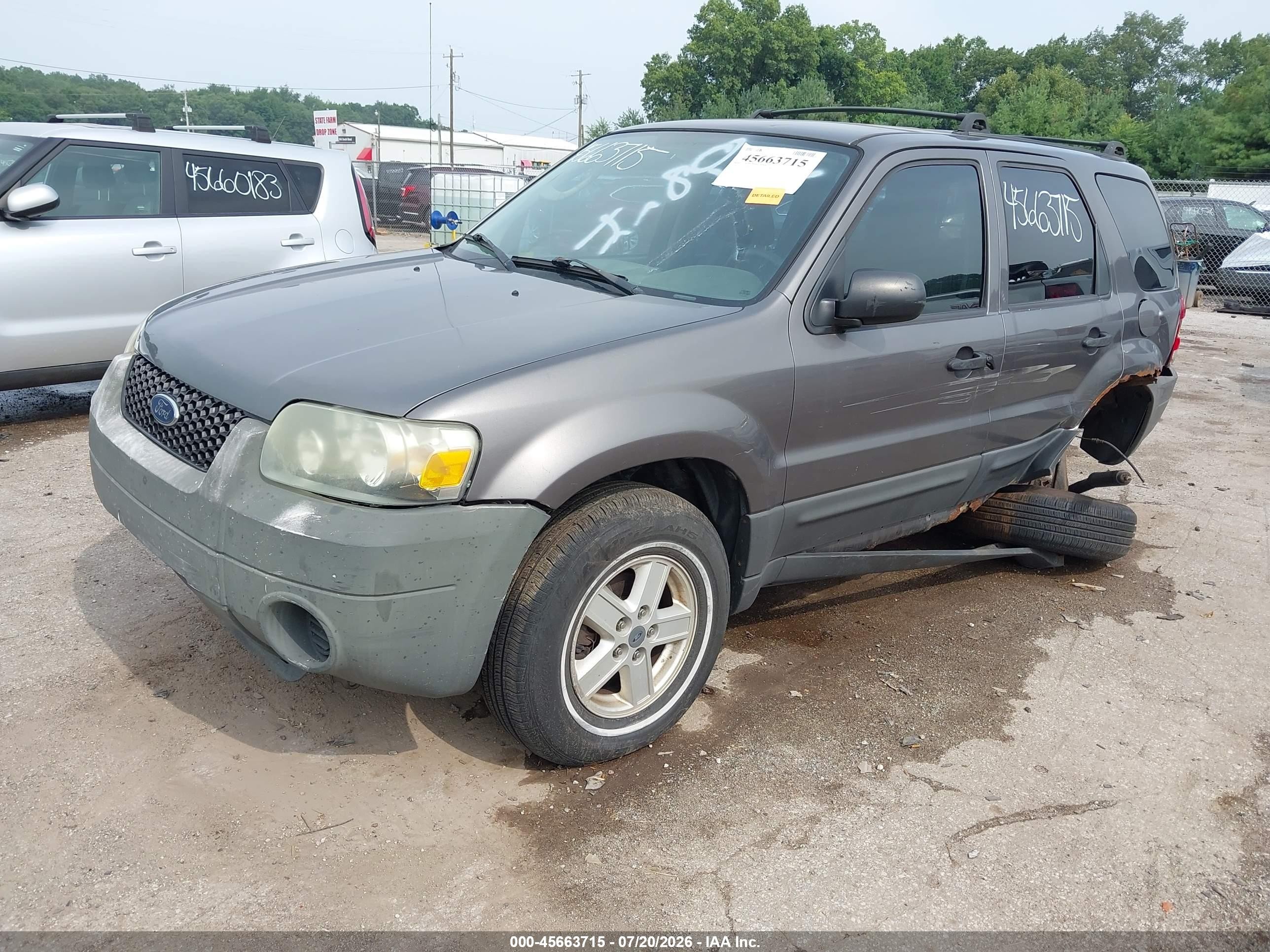 2005 Ford Escape Xls Gray vin: 1FMYU02Z65KA47897