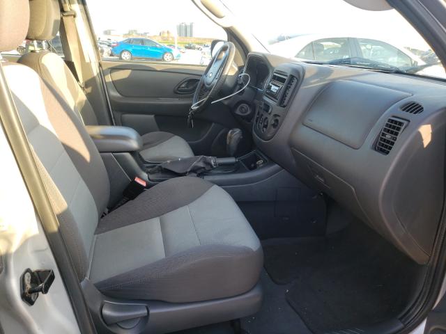 2005 Ford Escape Xls Silver vin: 1FMYU02Z75KB13387