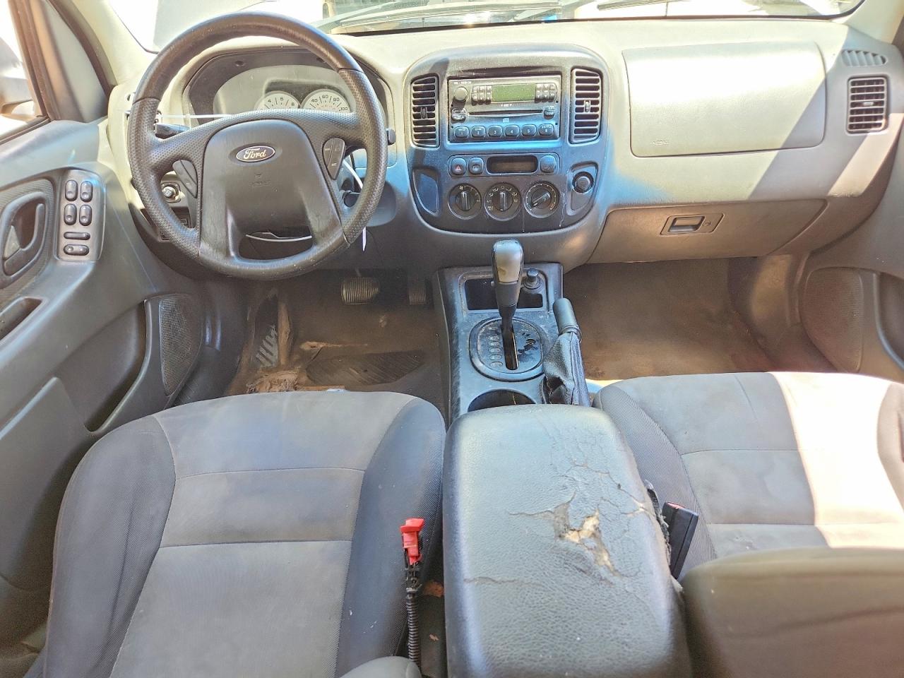 2005 Ford Escape Xls Gray vin: 1FMYU02Z85KB49315