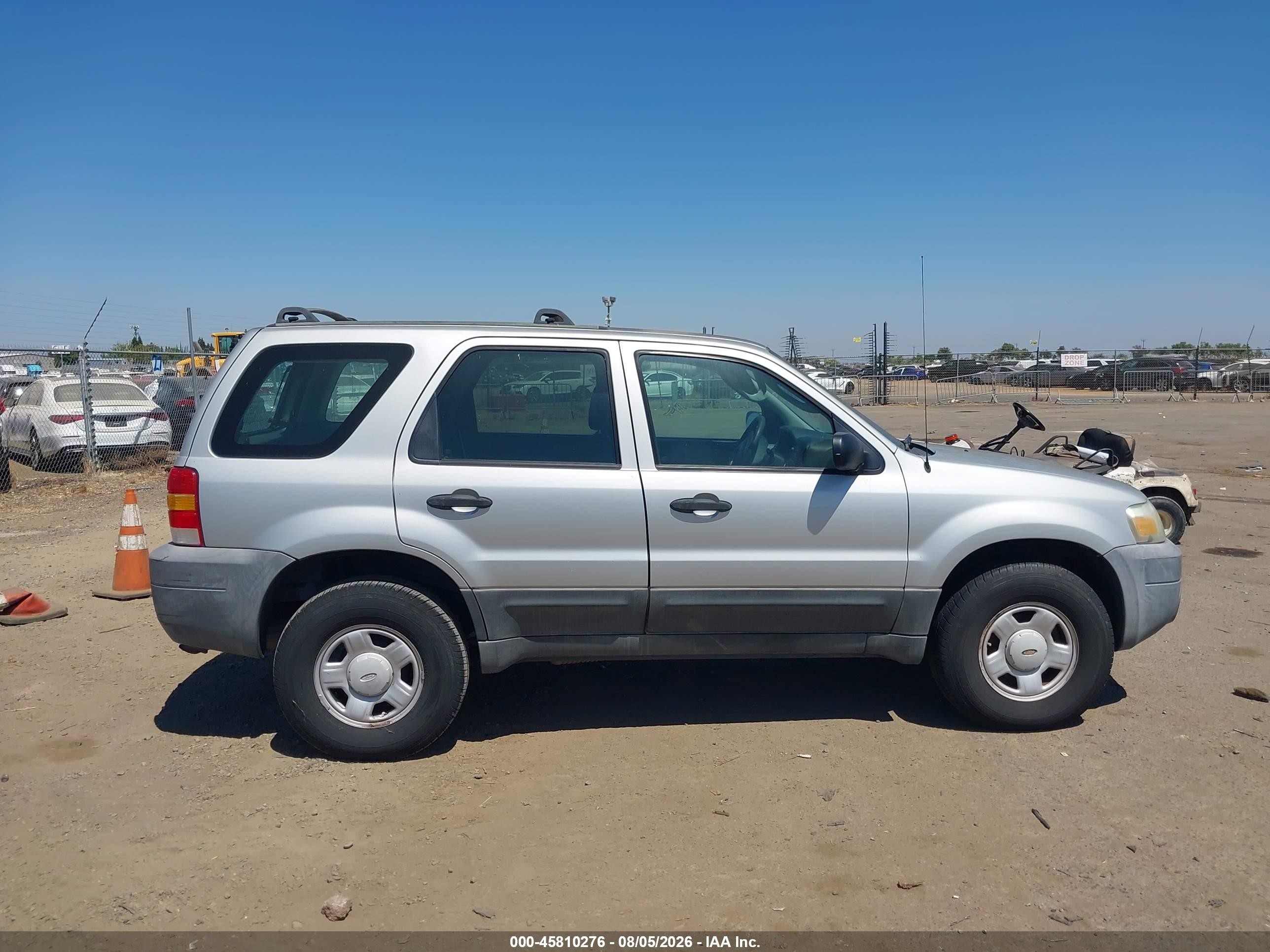 2005 Ford Escape Xls Silver vin: 1FMYU02ZX5KA84225