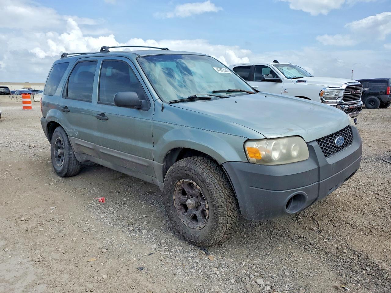 2006 Ford Escape Xls Green vin: 1FMYU02ZX6KA98899