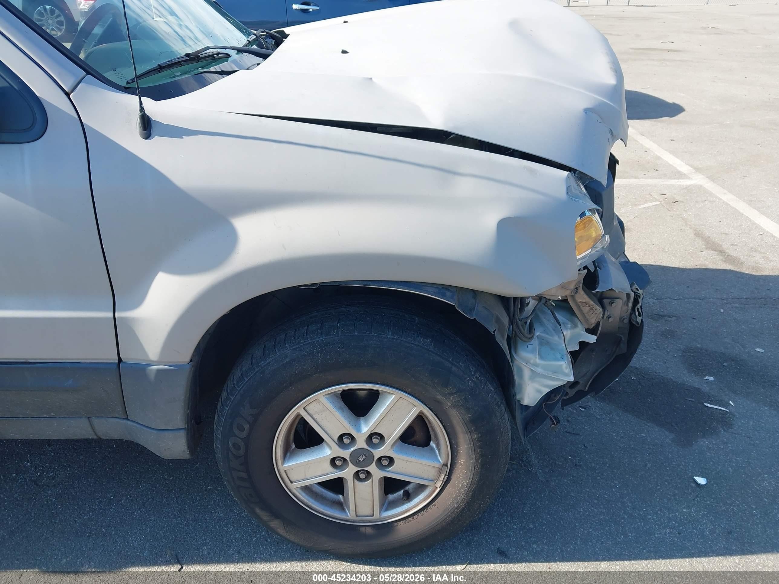2007 Ford Escape Xls/xls Manual Cream vin: 1FMYU02ZX7KA30216