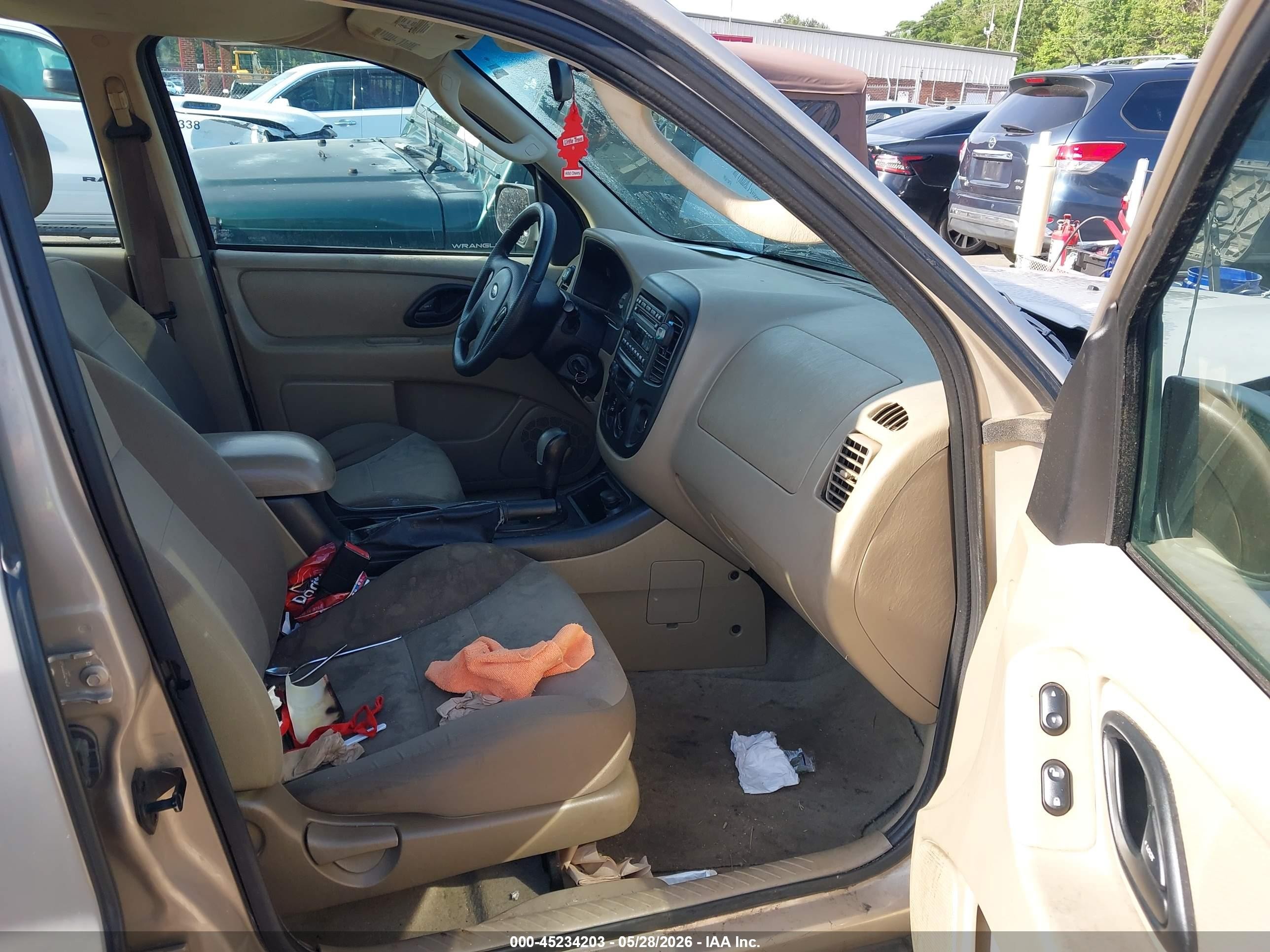 2007 Ford Escape Xls/xls Manual Cream vin: 1FMYU02ZX7KA30216