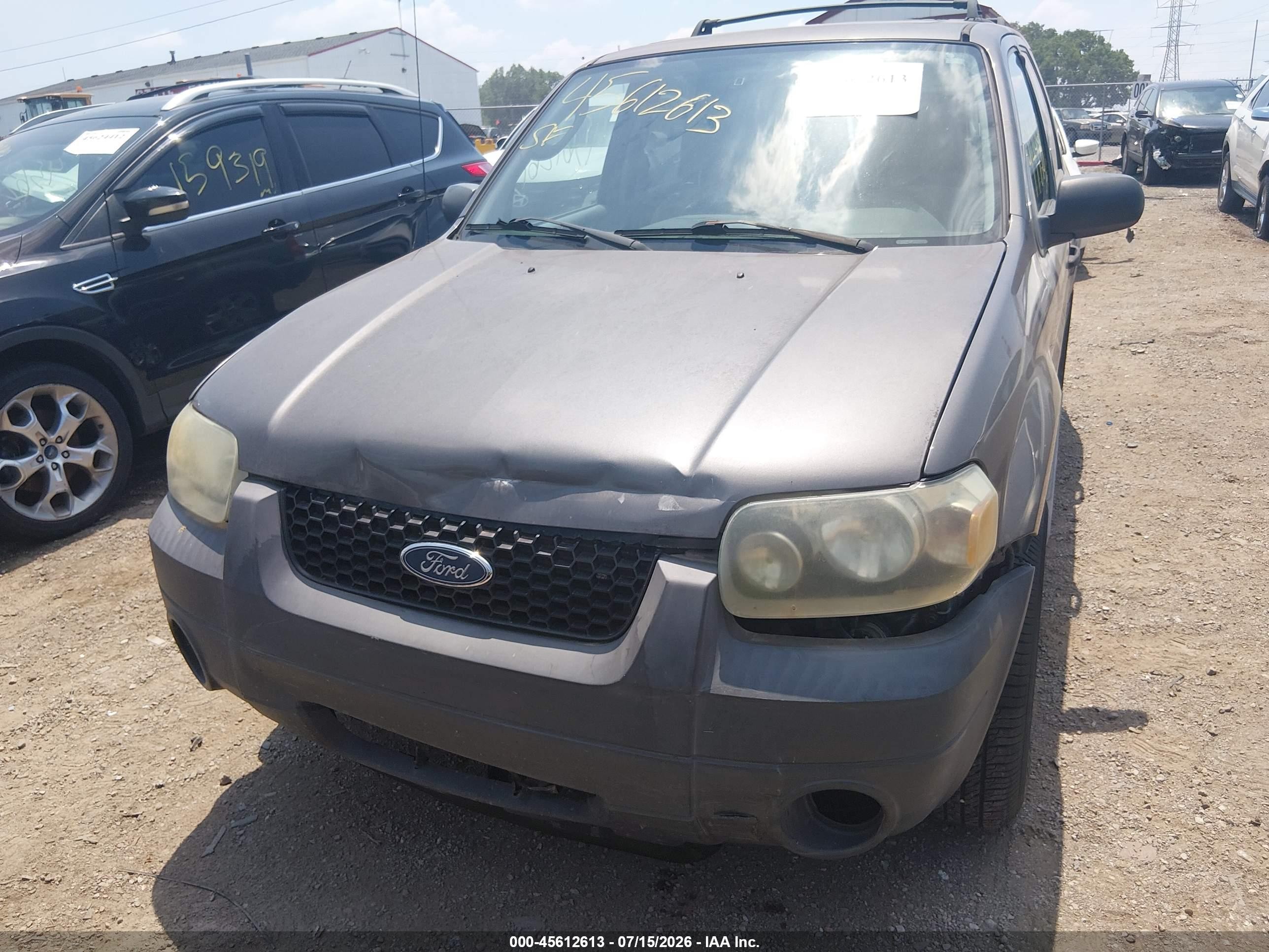 2005 Ford Escape Xlt Серый vin: 1FMYU03105KE40948