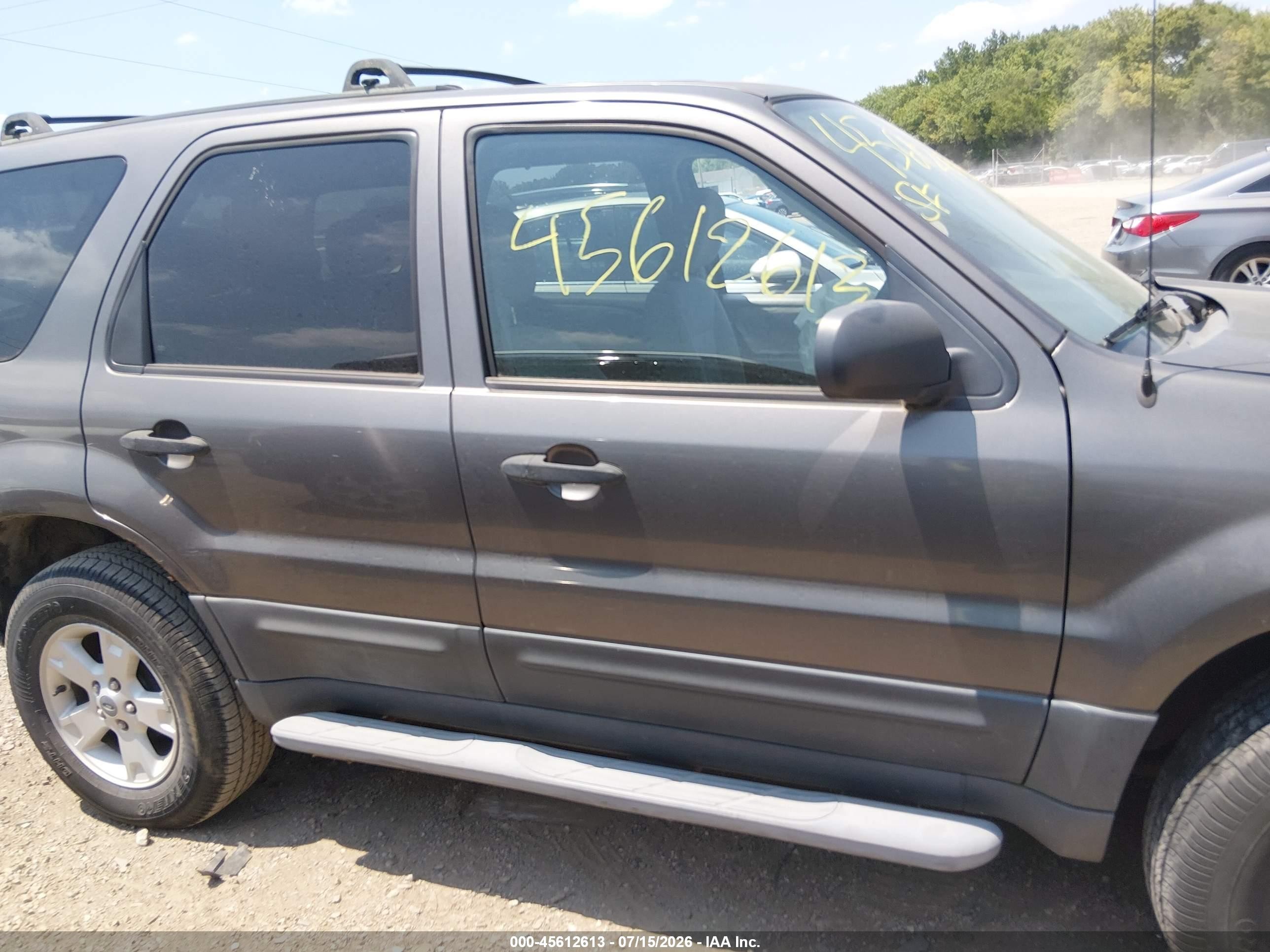 2005 Ford Escape Xlt Серый vin: 1FMYU03105KE40948