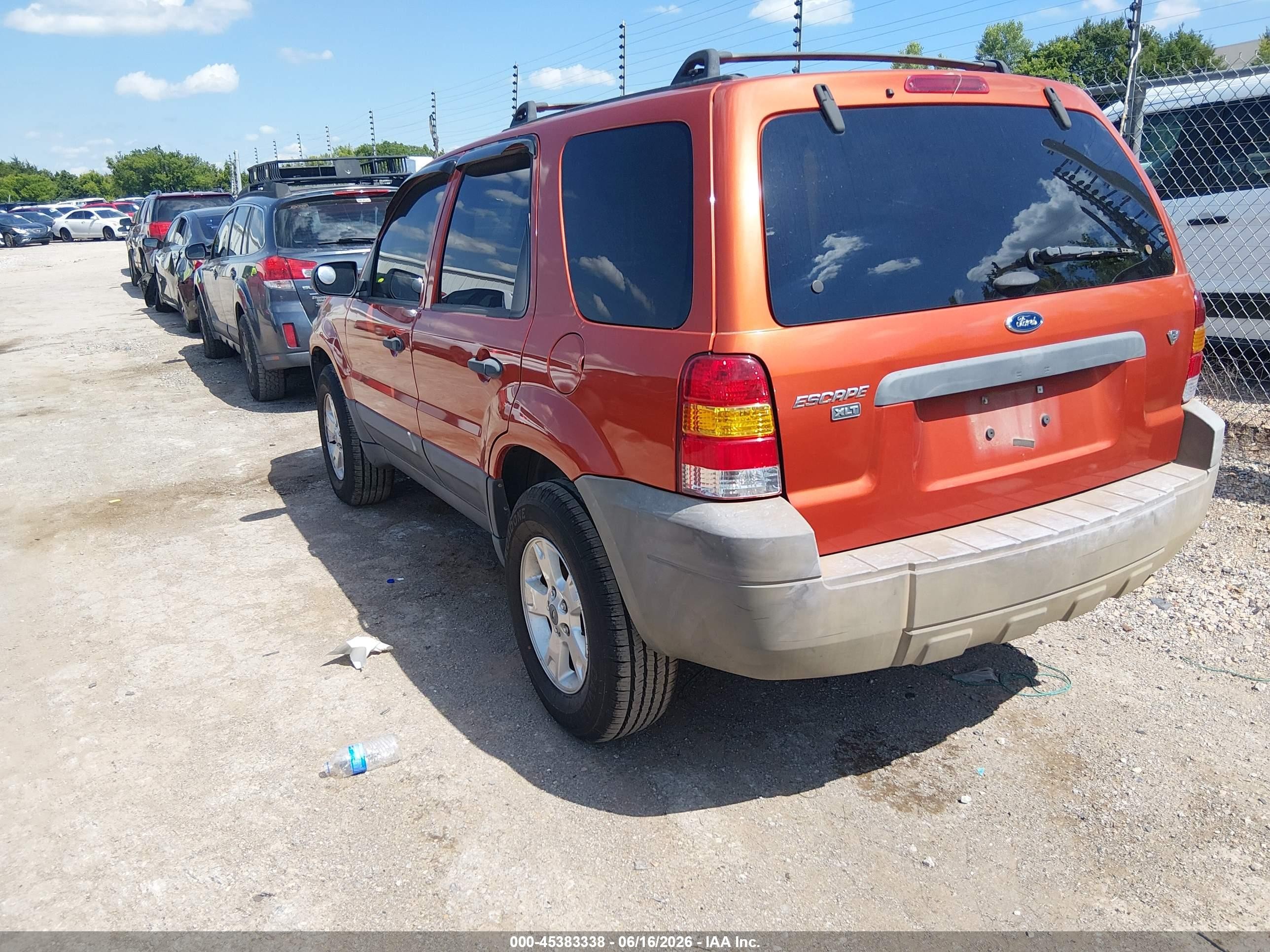 2007 Ford Escape Xlt/xlt Sport White vin: 1FMYU03107KA68899