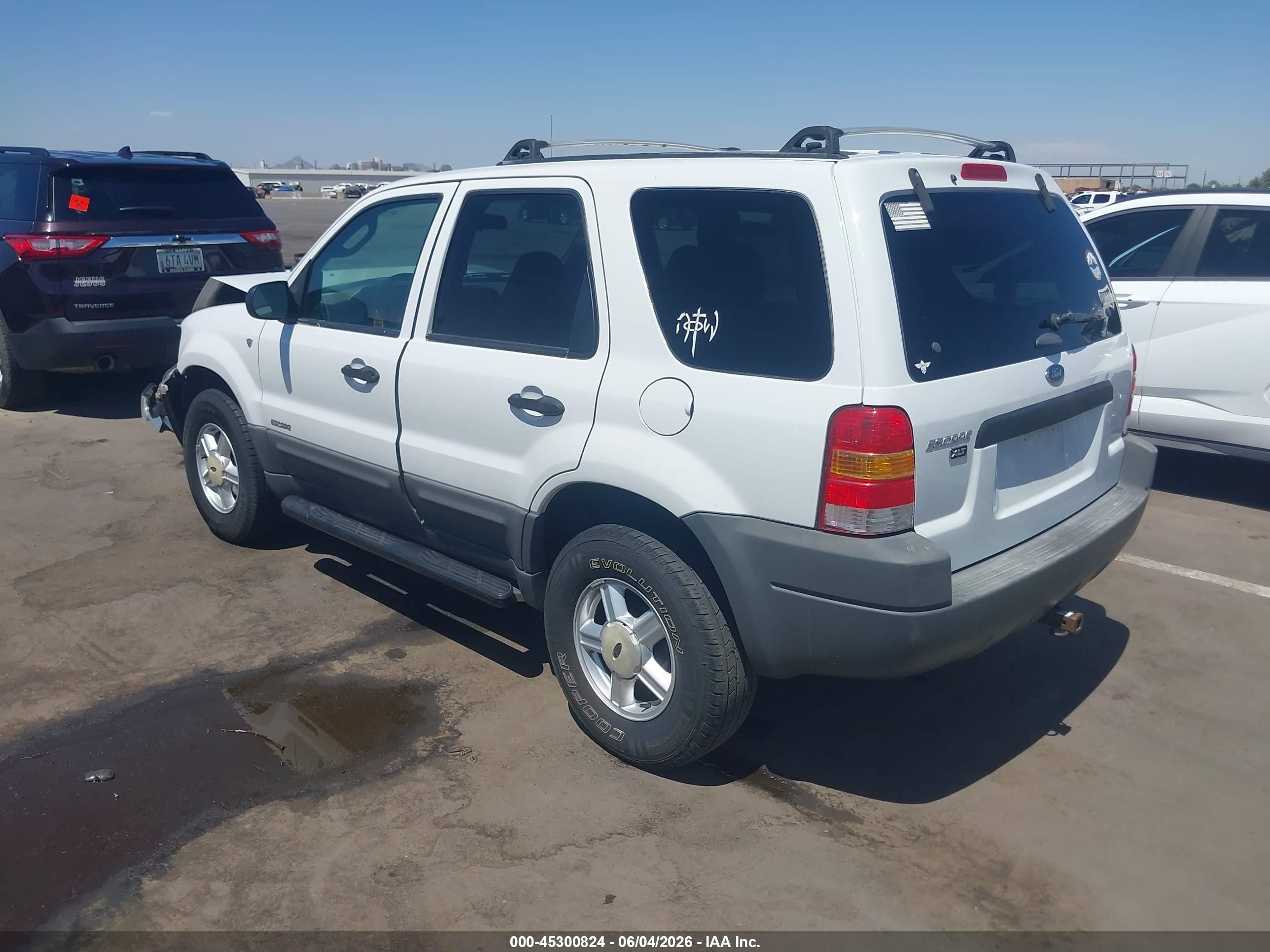 2001 Ford Escape Xlt White vin: 1FMYU03111KC23340