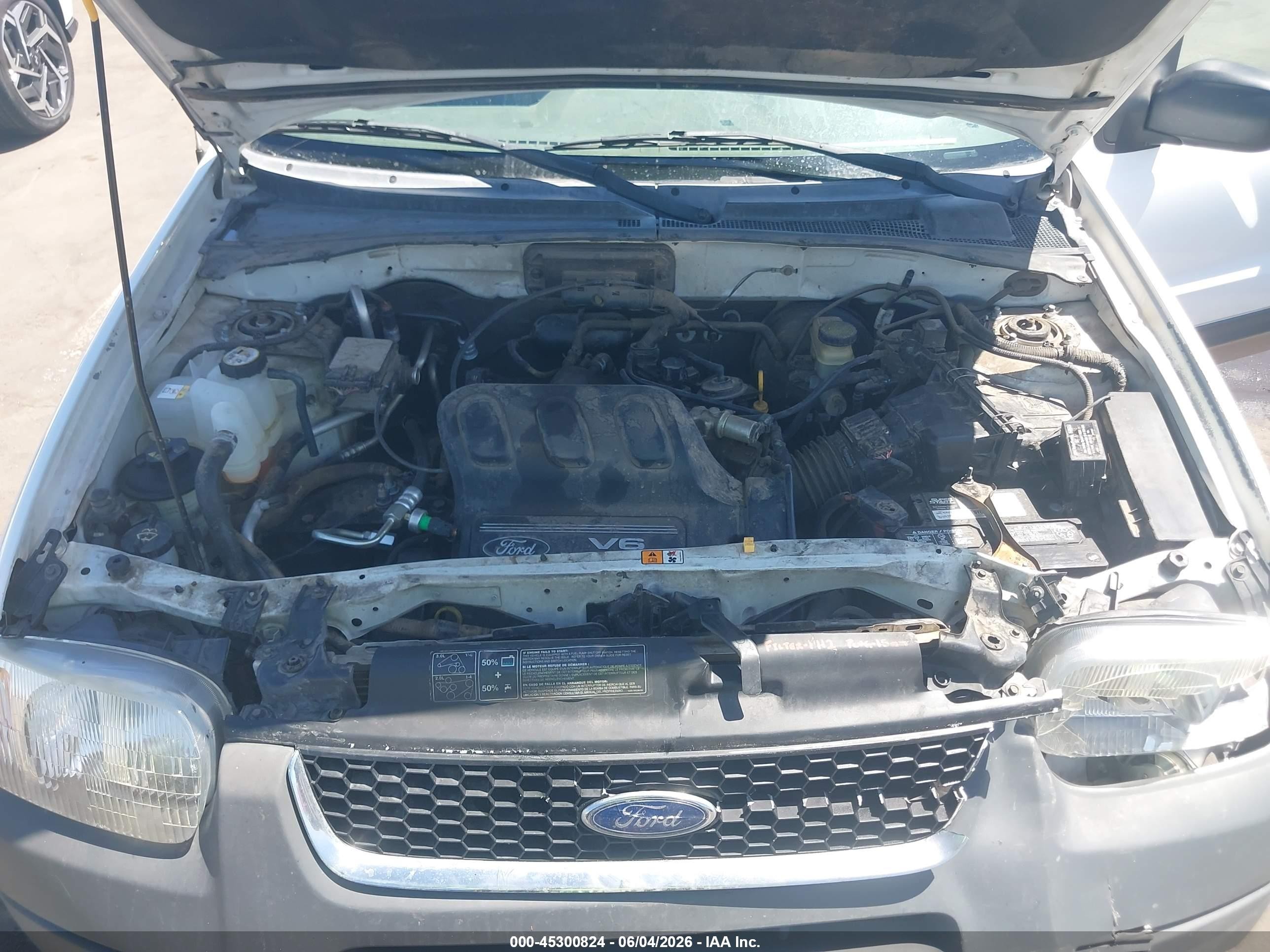 2001 Ford Escape Xlt White vin: 1FMYU03111KC23340