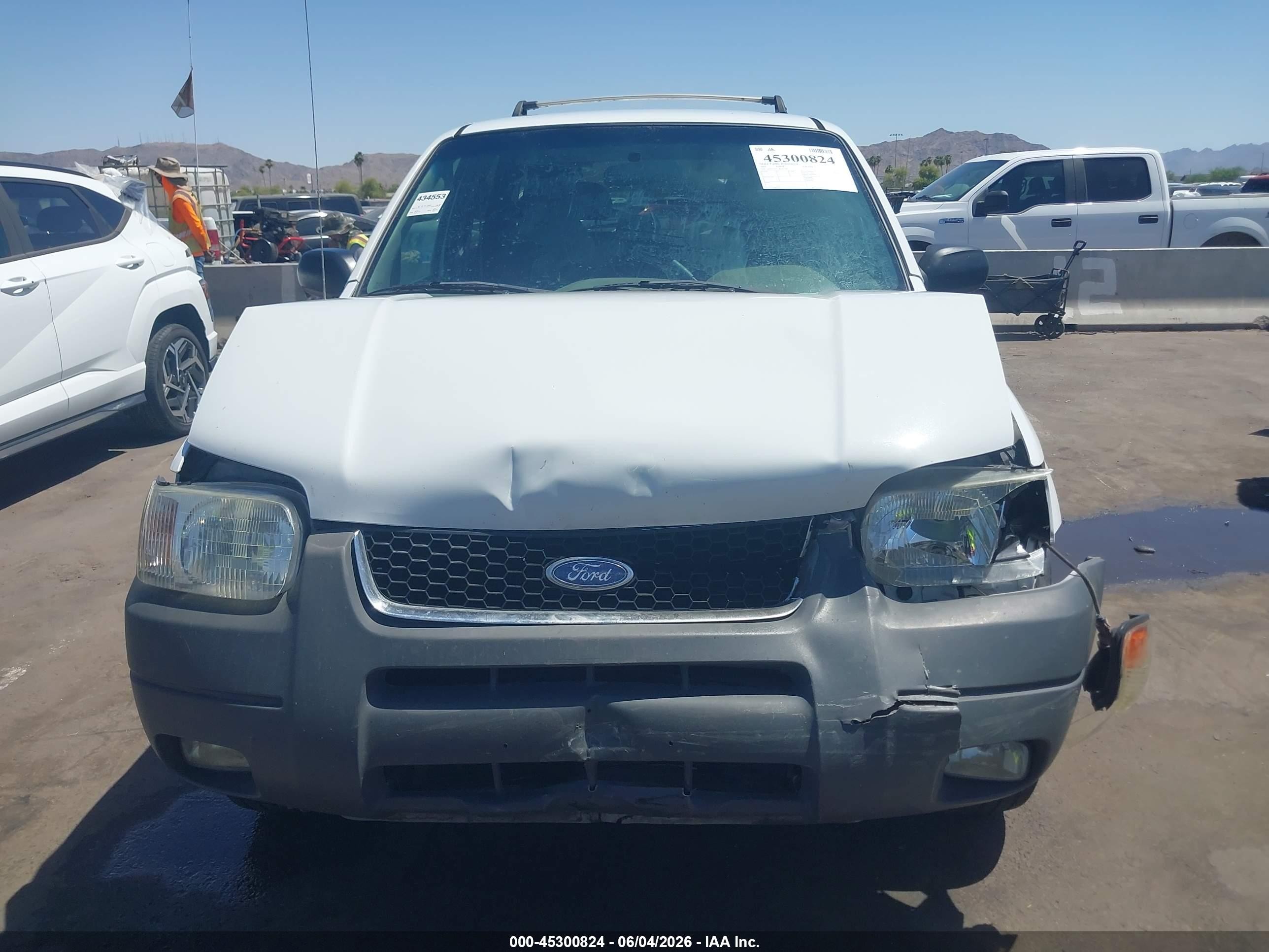 2001 Ford Escape Xlt White vin: 1FMYU03111KC23340