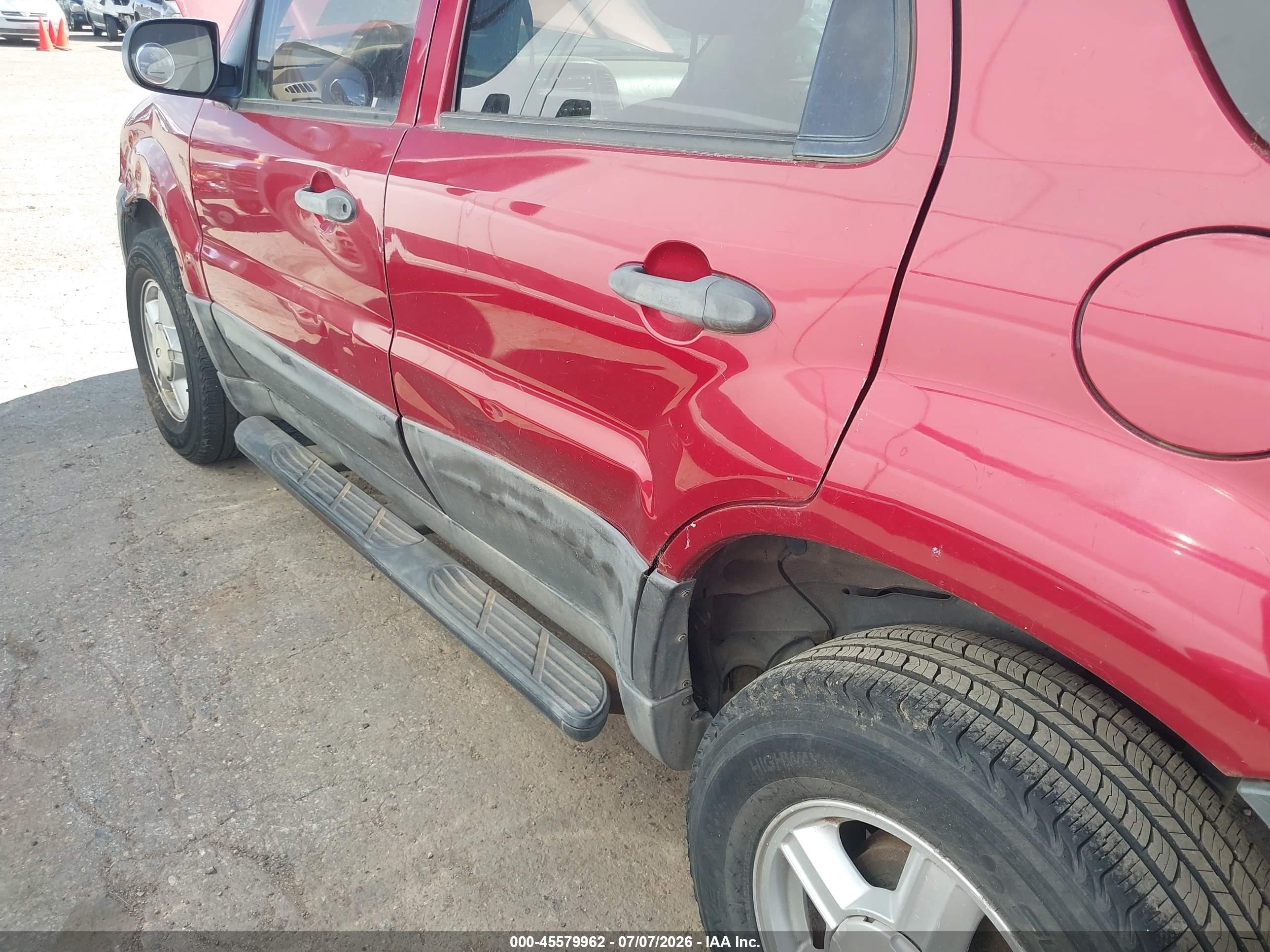 2003 Ford Escape Xlt Maroon vin: 1FMYU03113KB23306