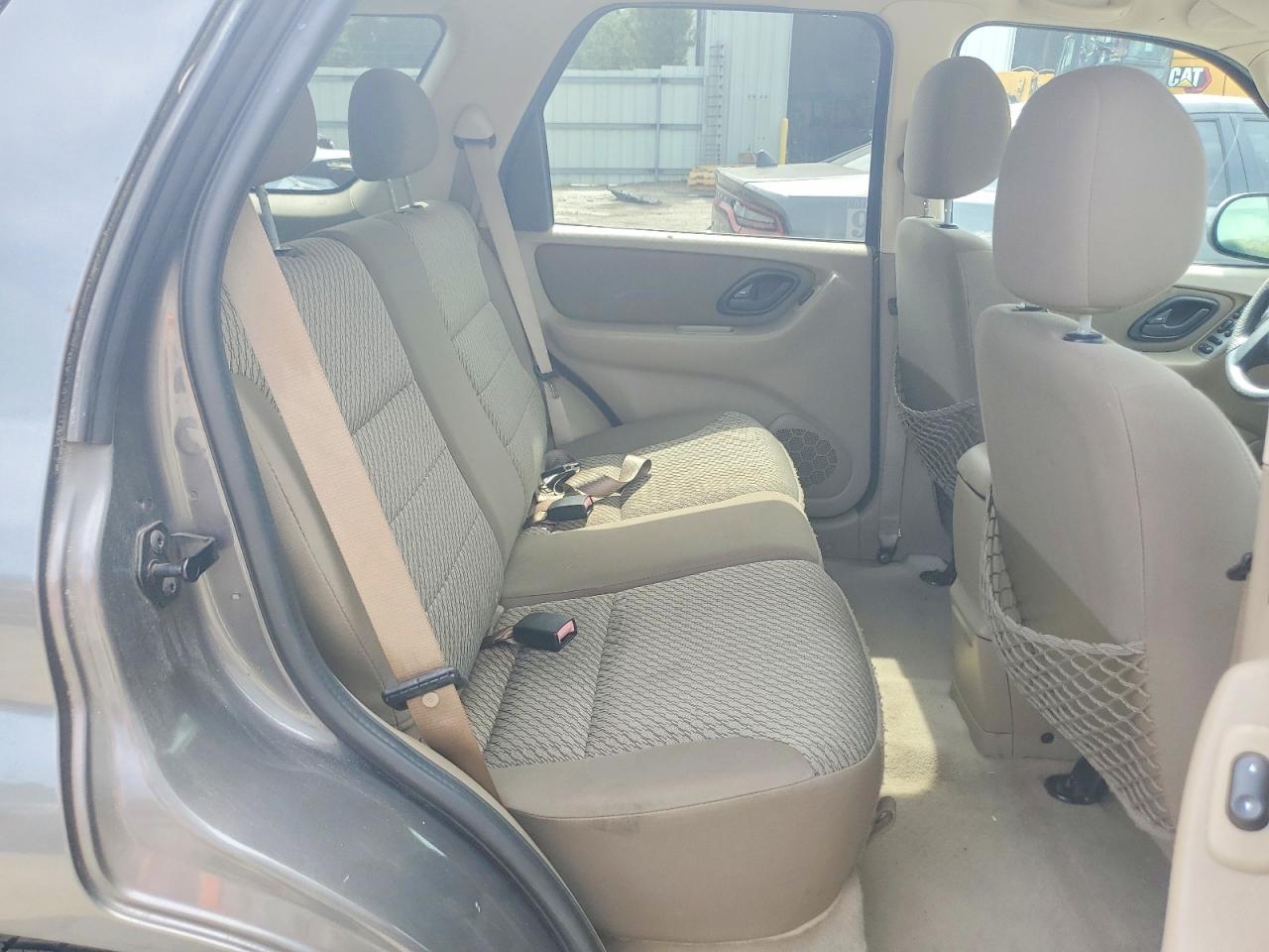 2004 Ford Escape Xlt Gray vin: 1FMYU03114DA21123