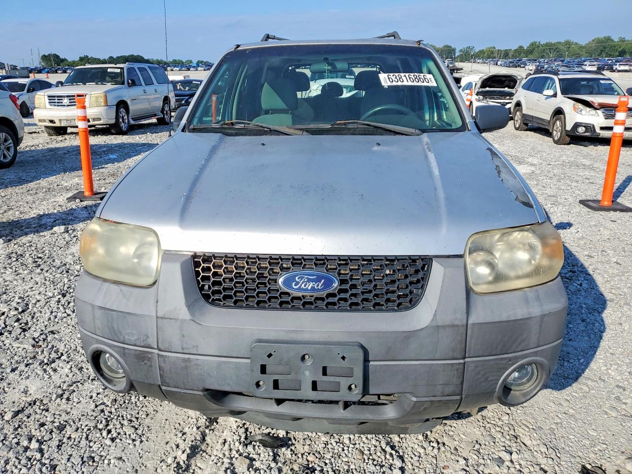 2005 Ford Escape Xlt Серебряный vin: 1FMYU03115KD51292