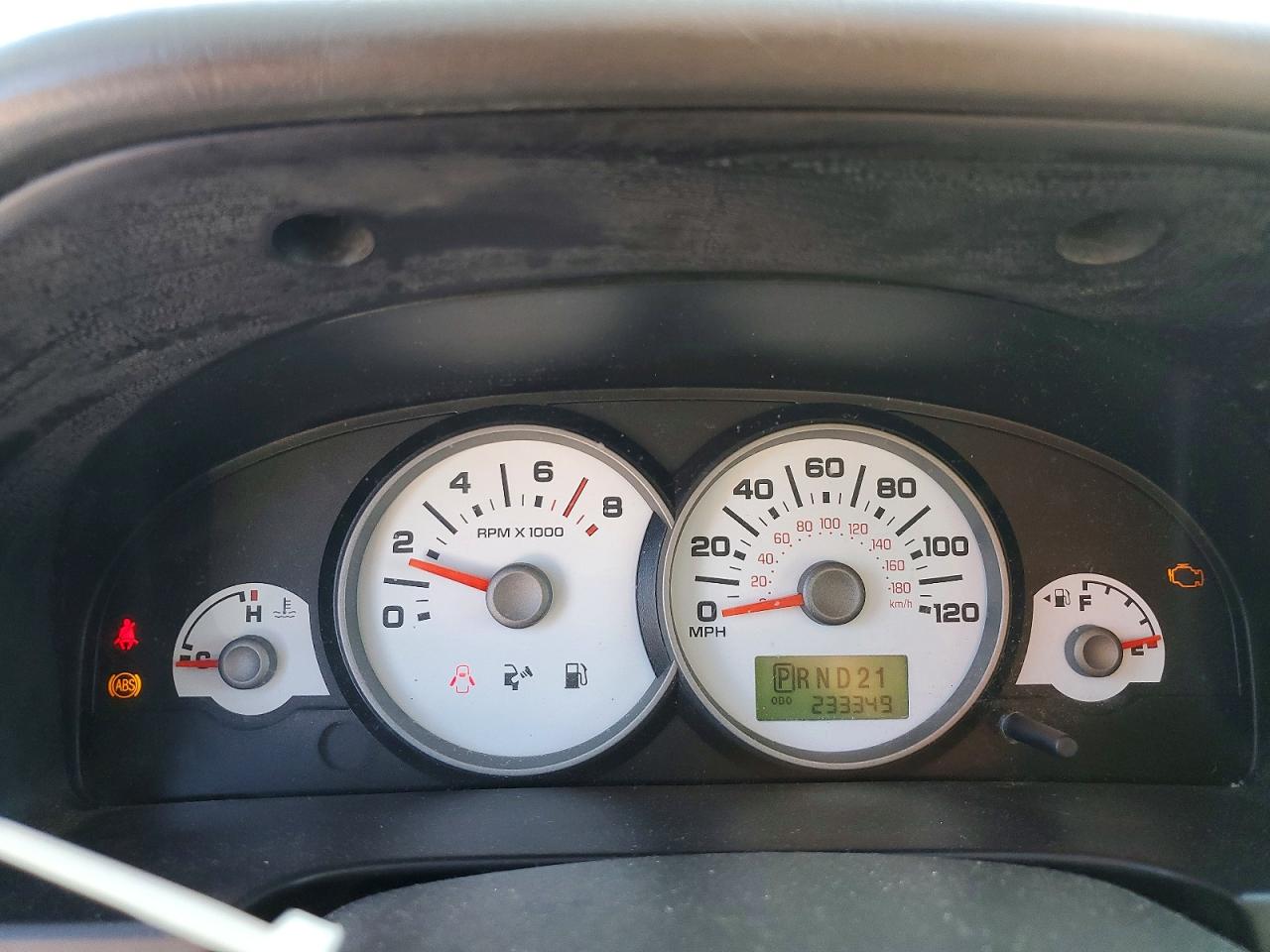 2005 Ford Escape Xlt Серебряный vin: 1FMYU03115KD51292