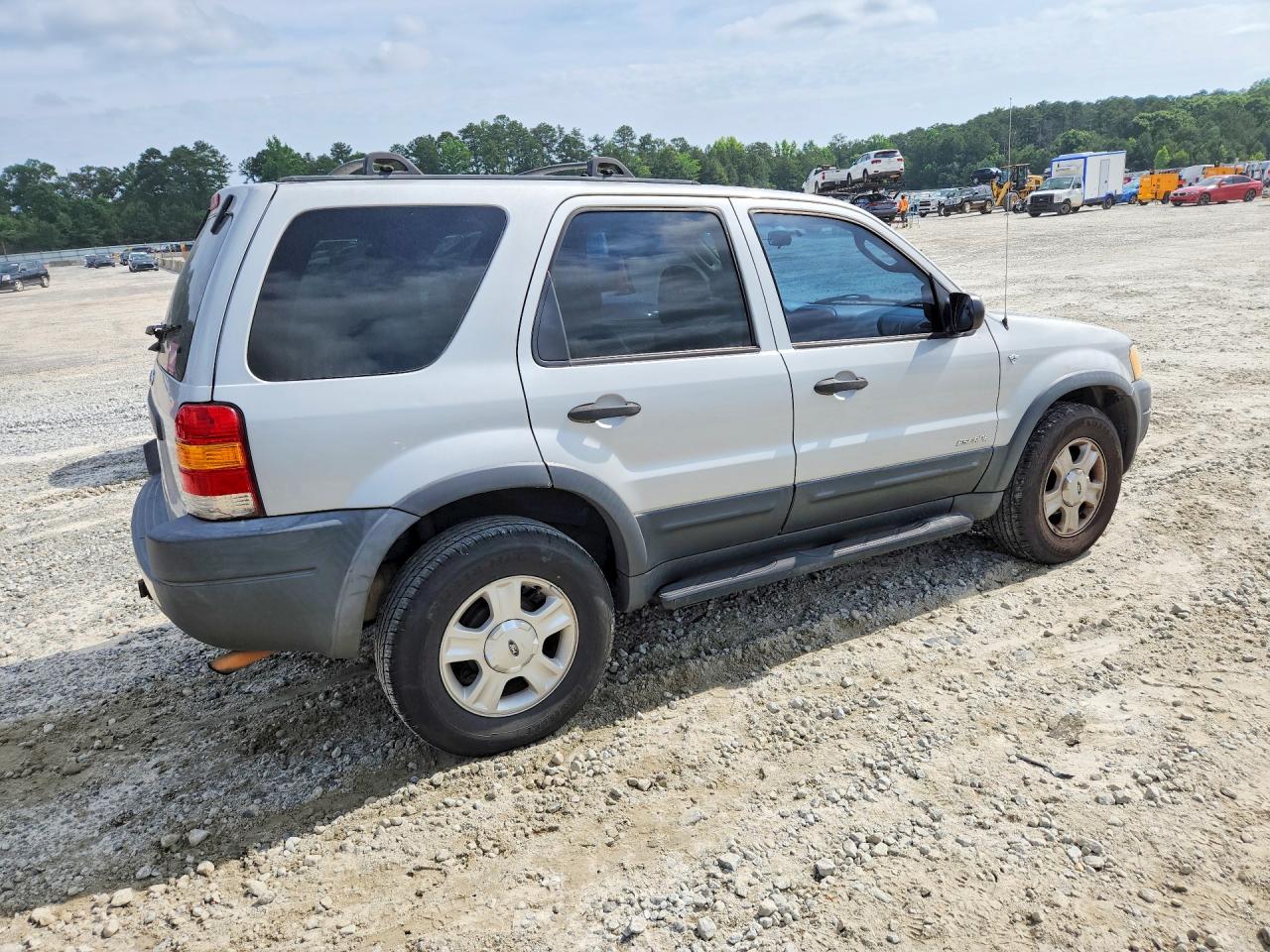 2002 Ford Escape Xlt Silver vin: 1FMYU03122KB67099