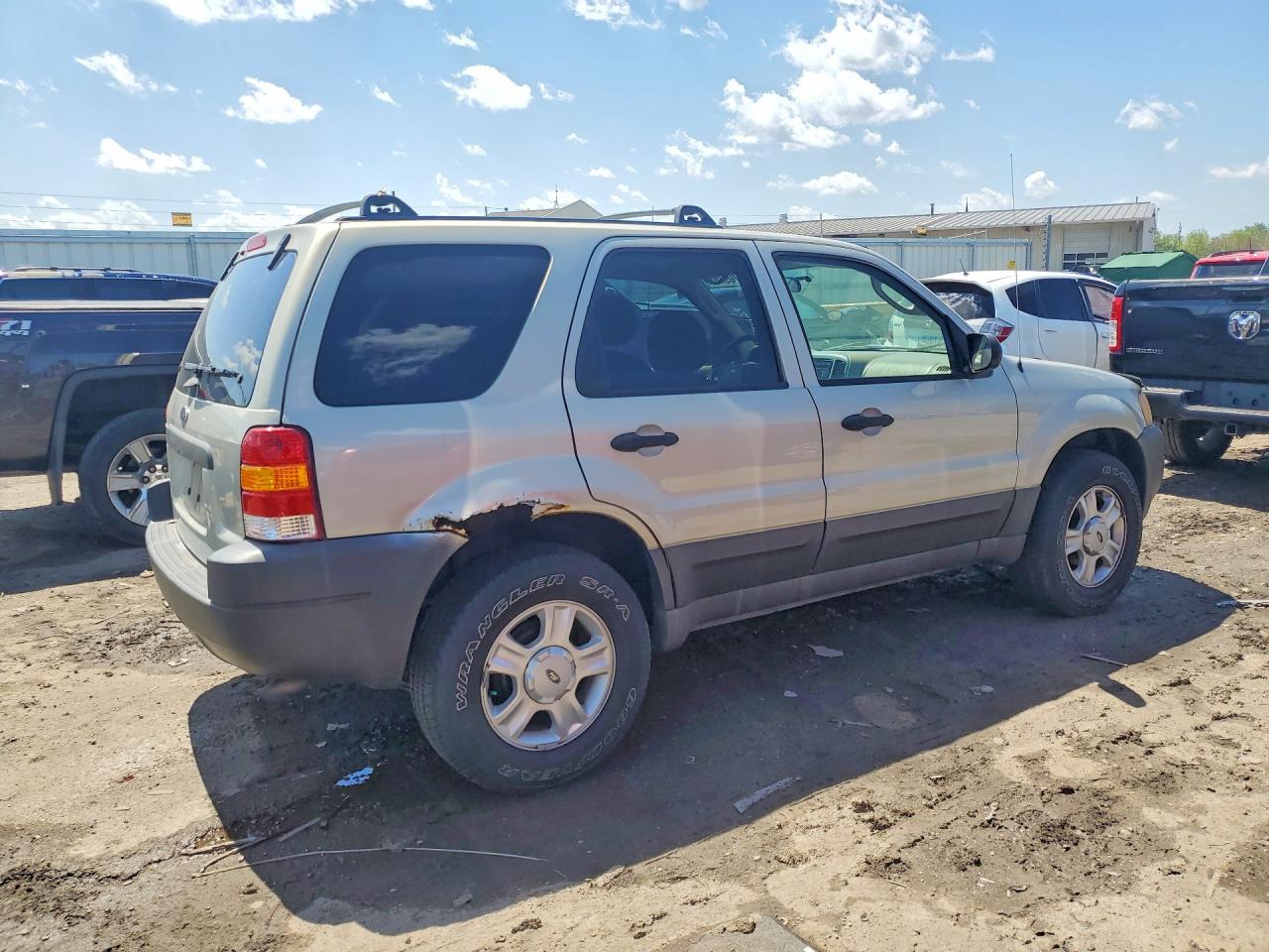 2003 Ford Escape Xlt Silver vin: 1FMYU03123KC05707