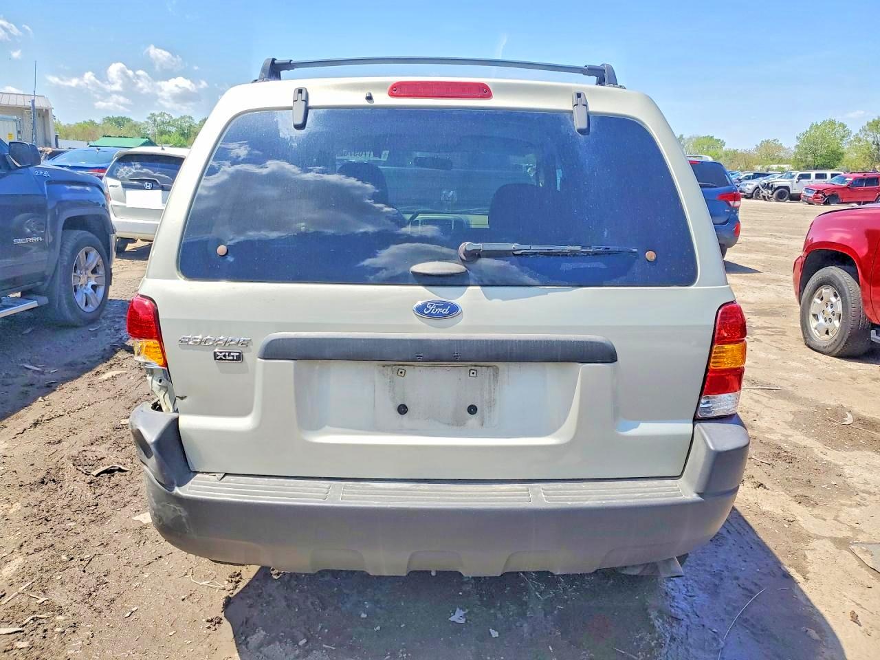 2003 Ford Escape Xlt Silver vin: 1FMYU03123KC05707