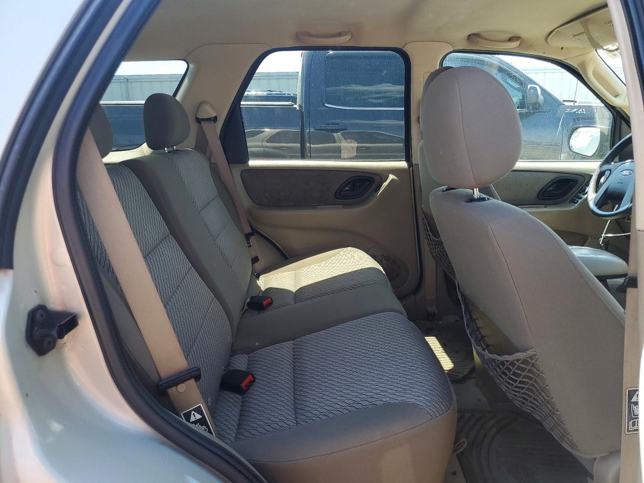 2003 Ford Escape Xlt Silver vin: 1FMYU03123KC05707