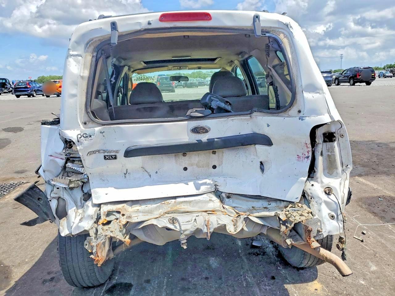2003 Ford Escape Xlt White vin: 1FMYU03123KC85977
