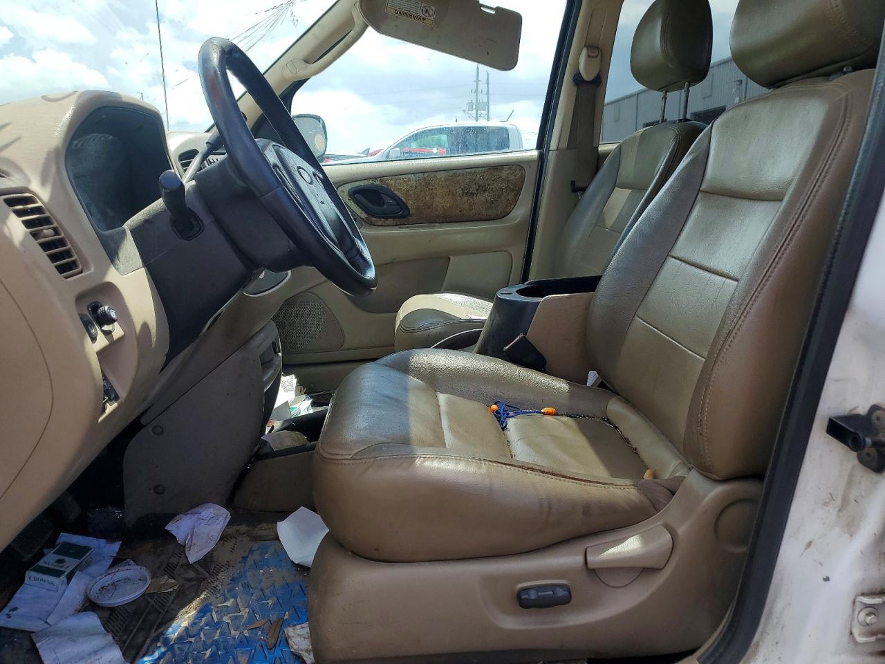 2003 Ford Escape Xlt White vin: 1FMYU03123KC85977