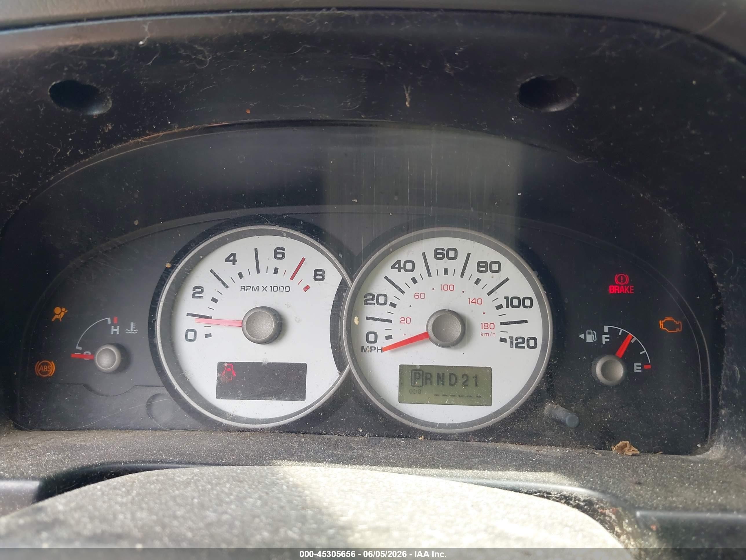 2005 Ford Escape Xlt Red vin: 1FMYU03125KA14534