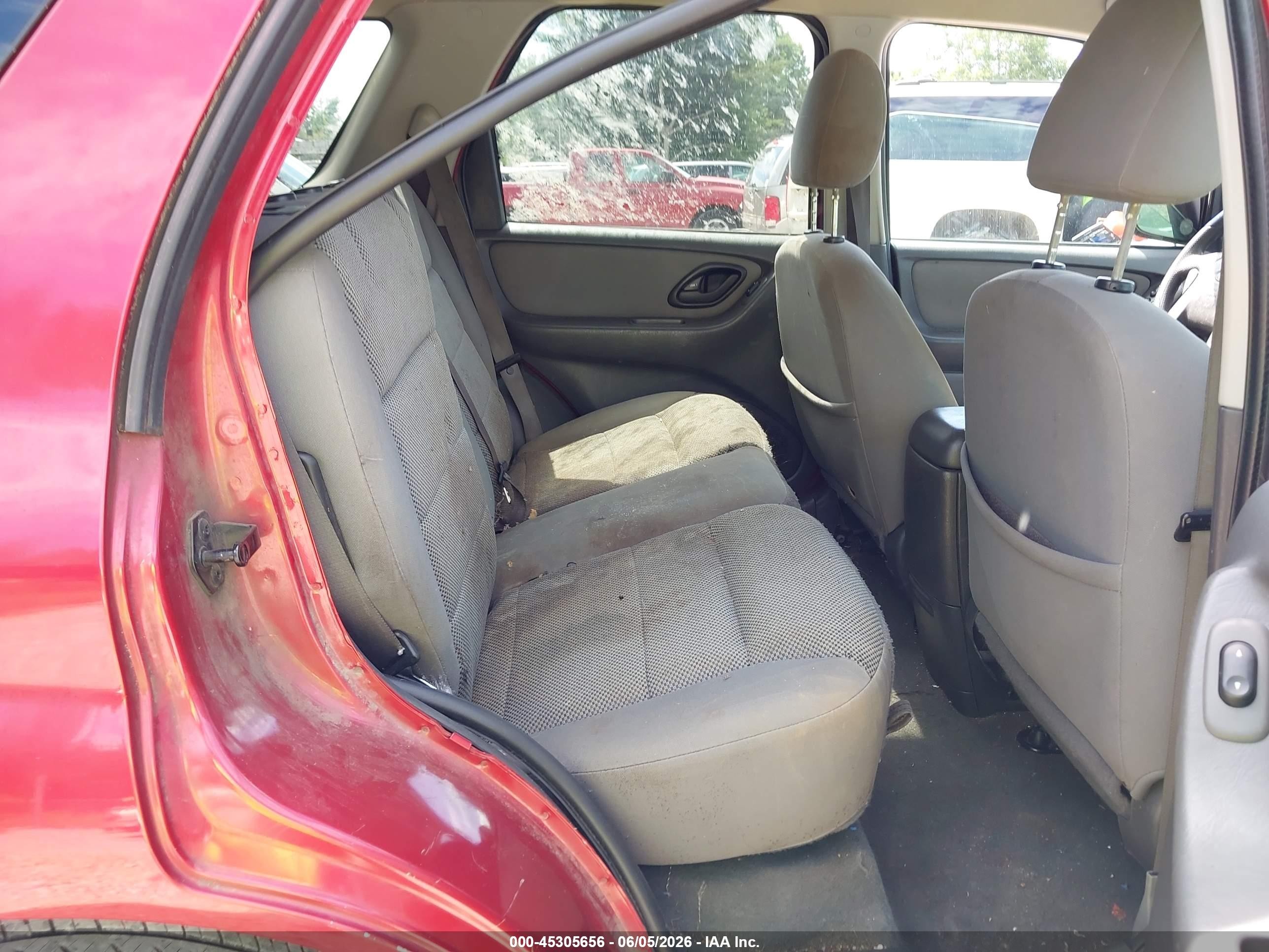 2005 Ford Escape Xlt Red vin: 1FMYU03125KA14534