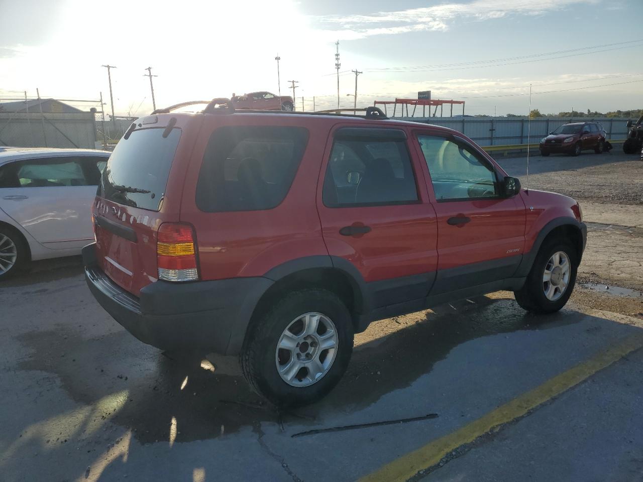 2001 Ford Escape Xlt Красный vin: 1FMYU03131KB72293