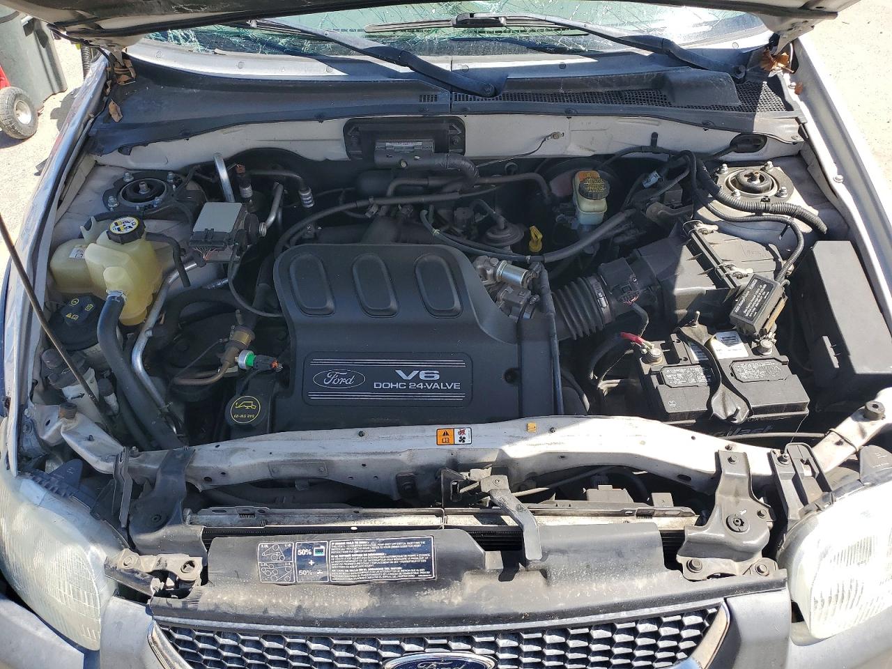 2002 Ford Escape Xlt Silver vin: 1FMYU03132KD67506
