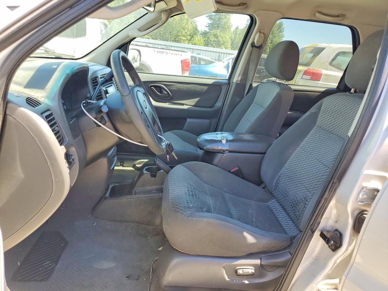 2003 Ford Escape Xlt Silver vin: 1FMYU03133KD07226