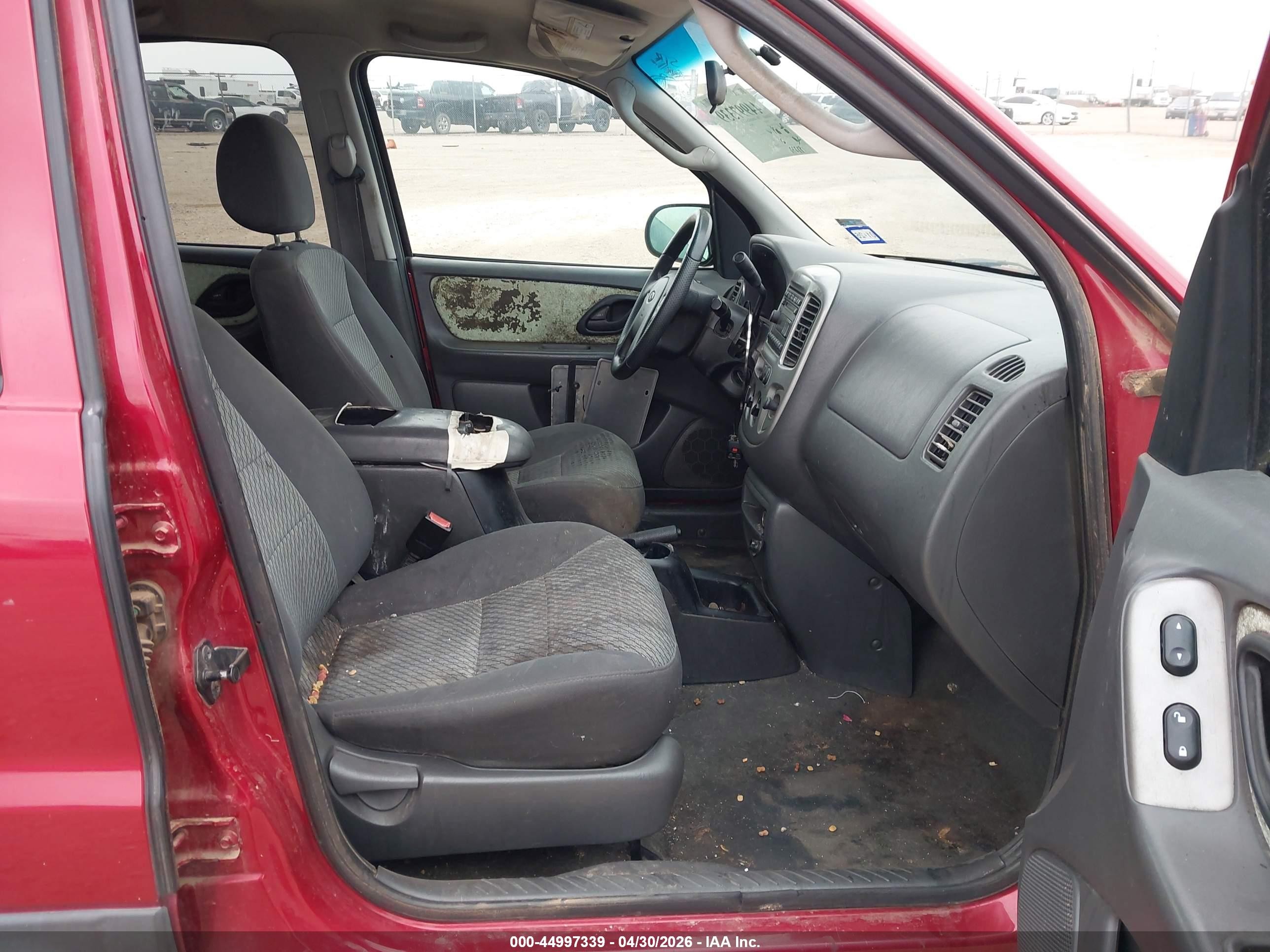 2004 Ford Escape Xlt Красный vin: 1FMYU03134DA17851