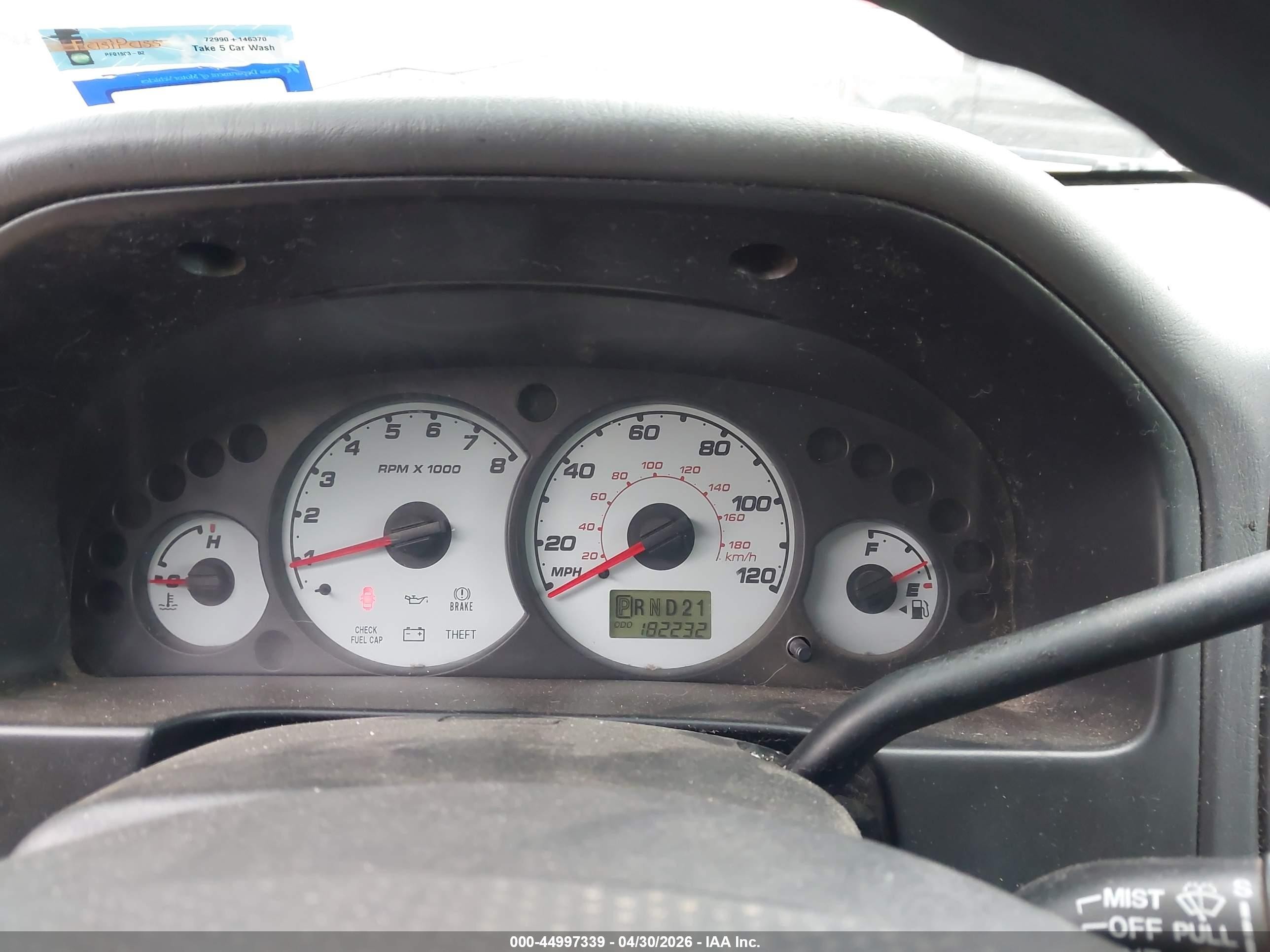 2004 Ford Escape Xlt Красный vin: 1FMYU03134DA17851
