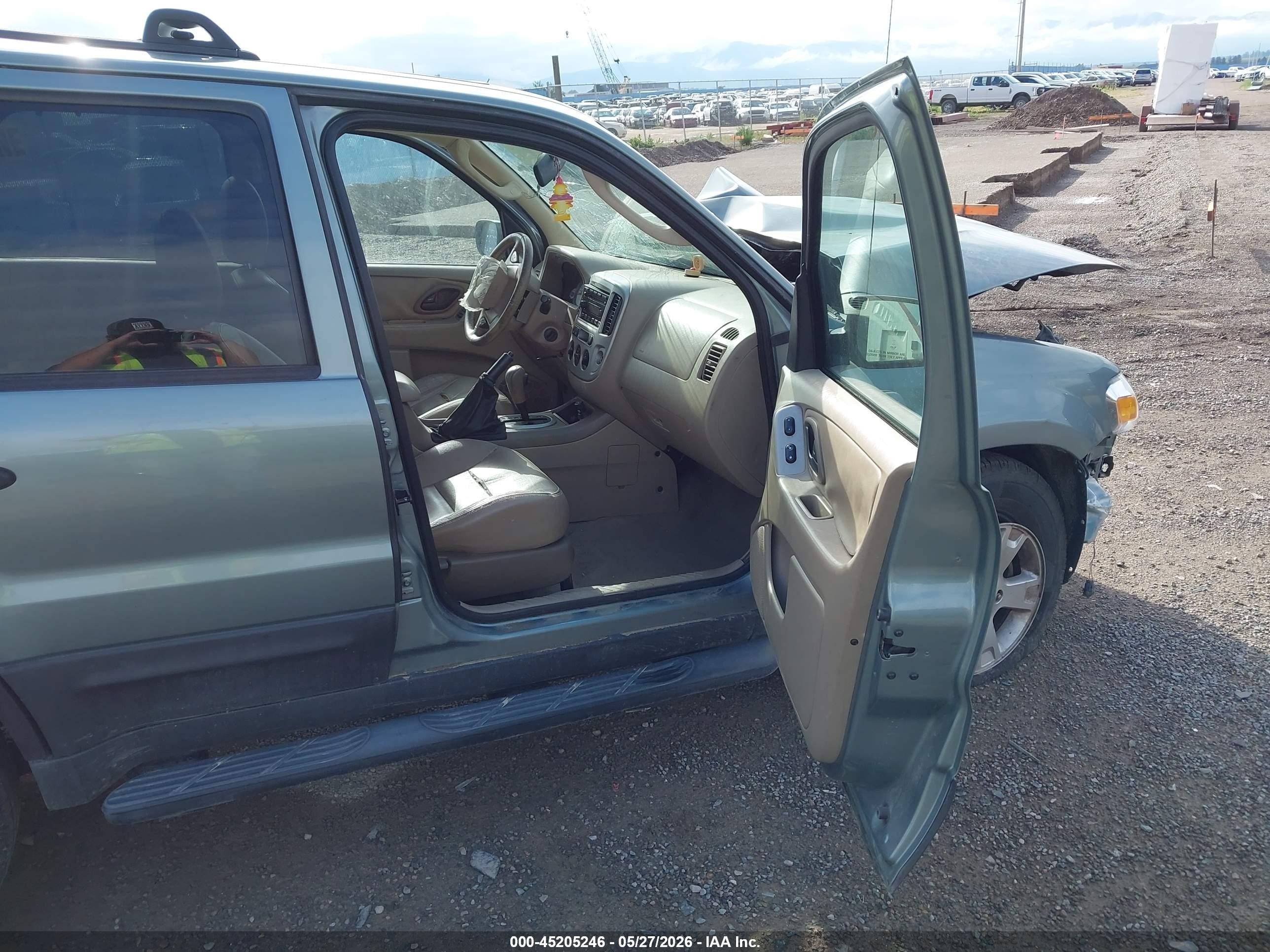 2005 Ford Escape Xlt Синий vin: 1FMYU03135KD40102