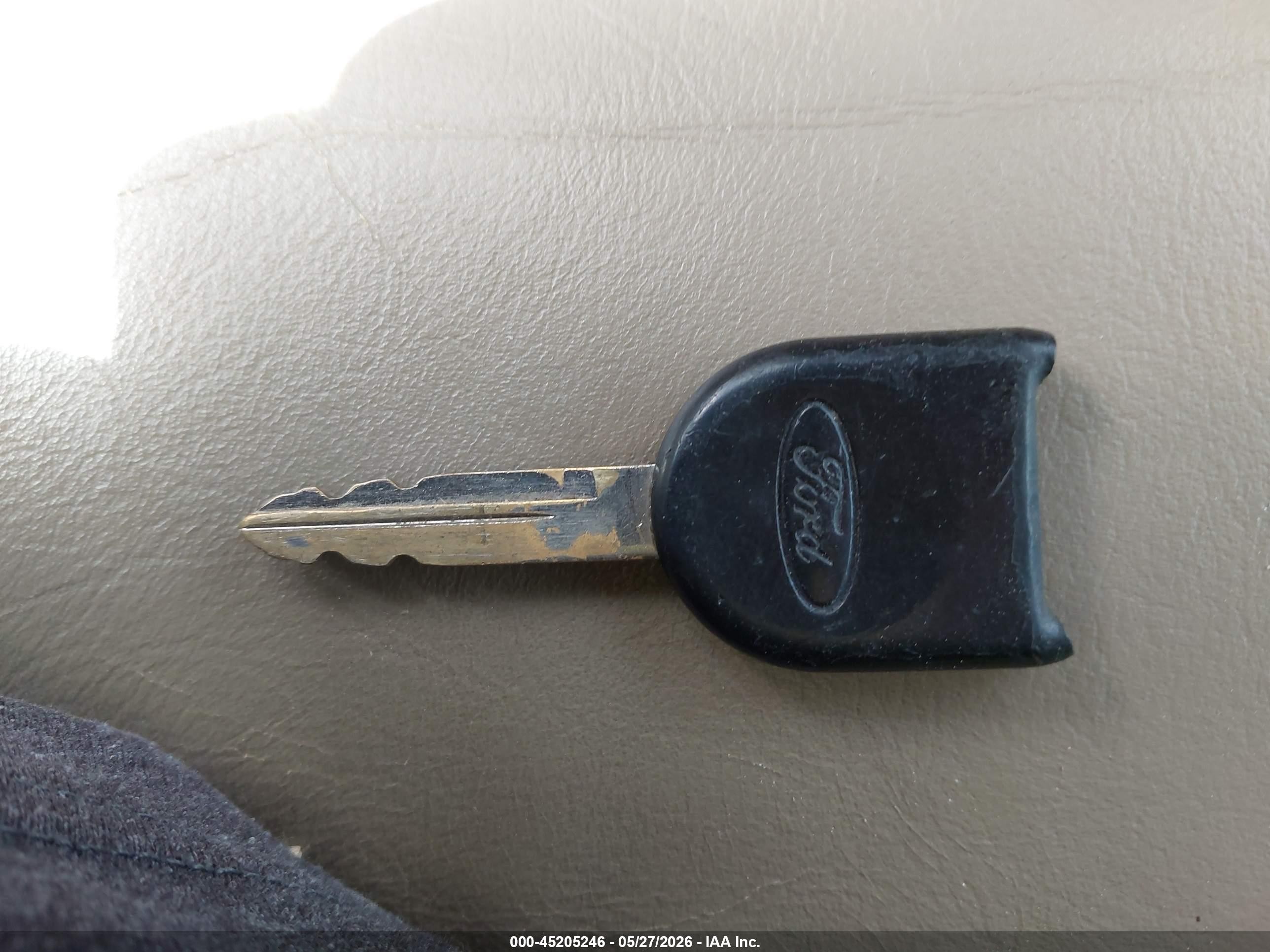 2005 Ford Escape Xlt Синий vin: 1FMYU03135KD40102