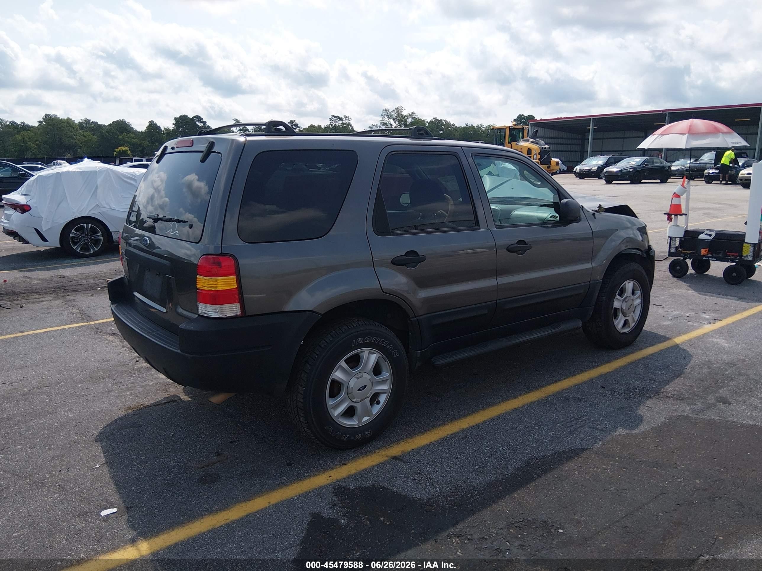 2004 Ford Escape Xlt Gray vin: 1FMYU03144DA23660