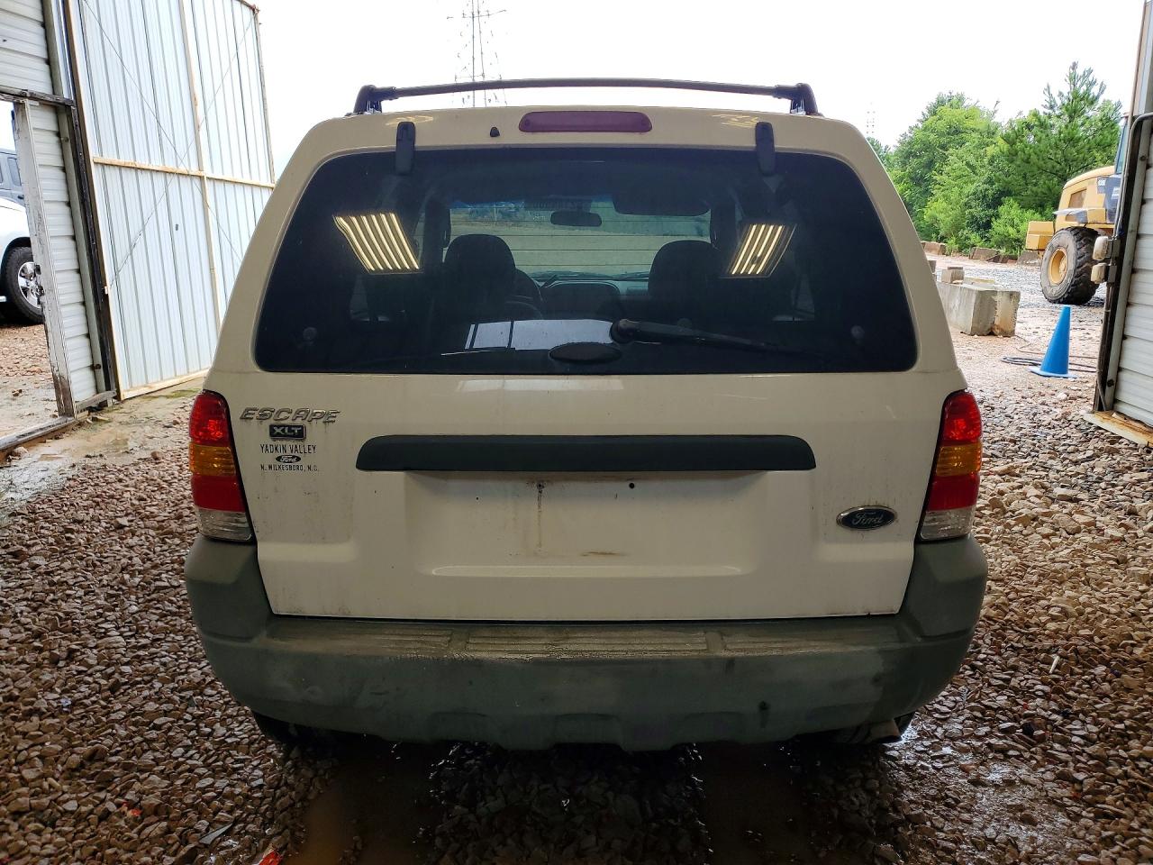 2002 Ford Escape Xlt White vin: 1FMYU03152KA91622