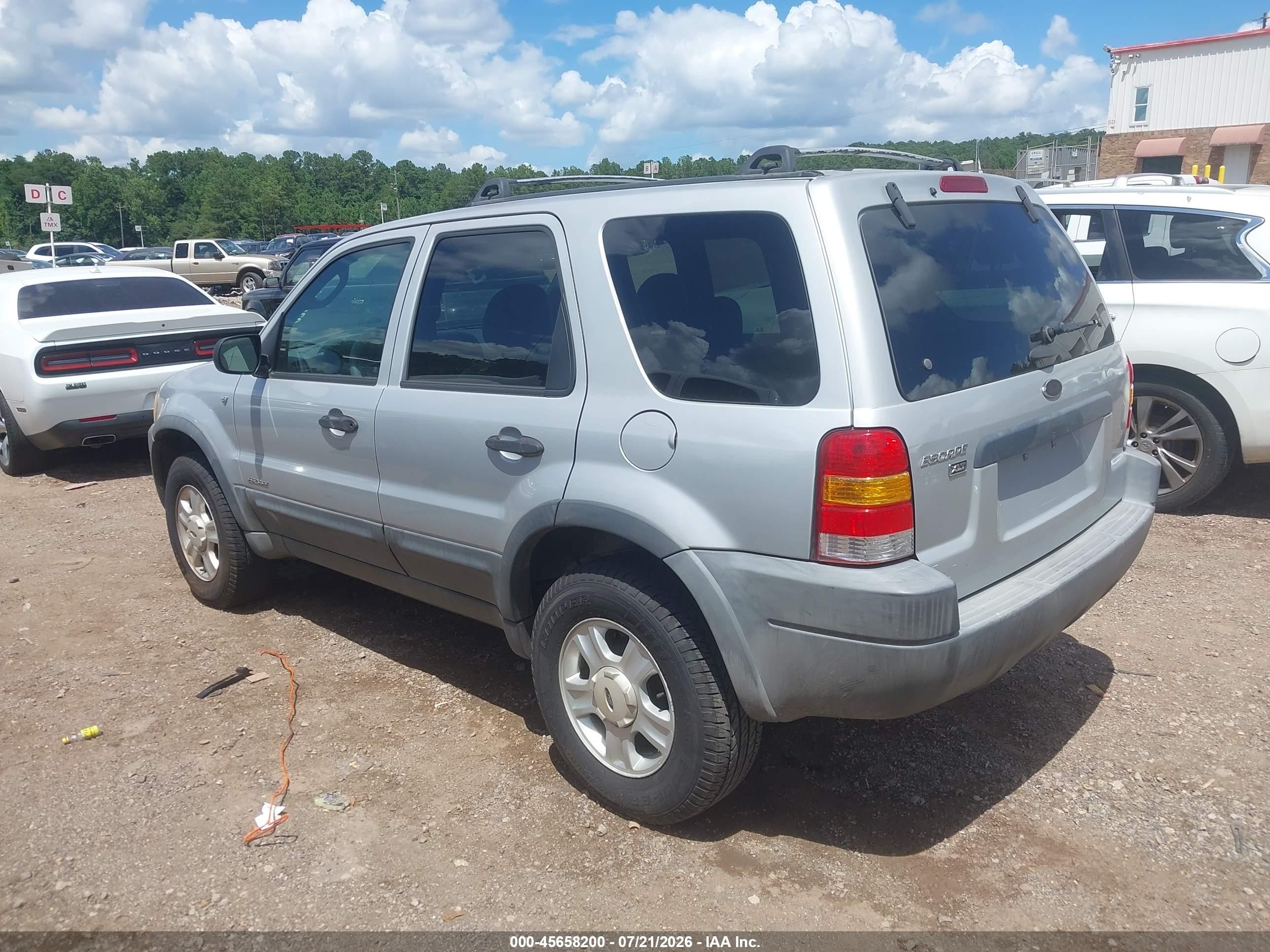 2002 Ford Escape Xlt Silver vin: 1FMYU03152KD22681