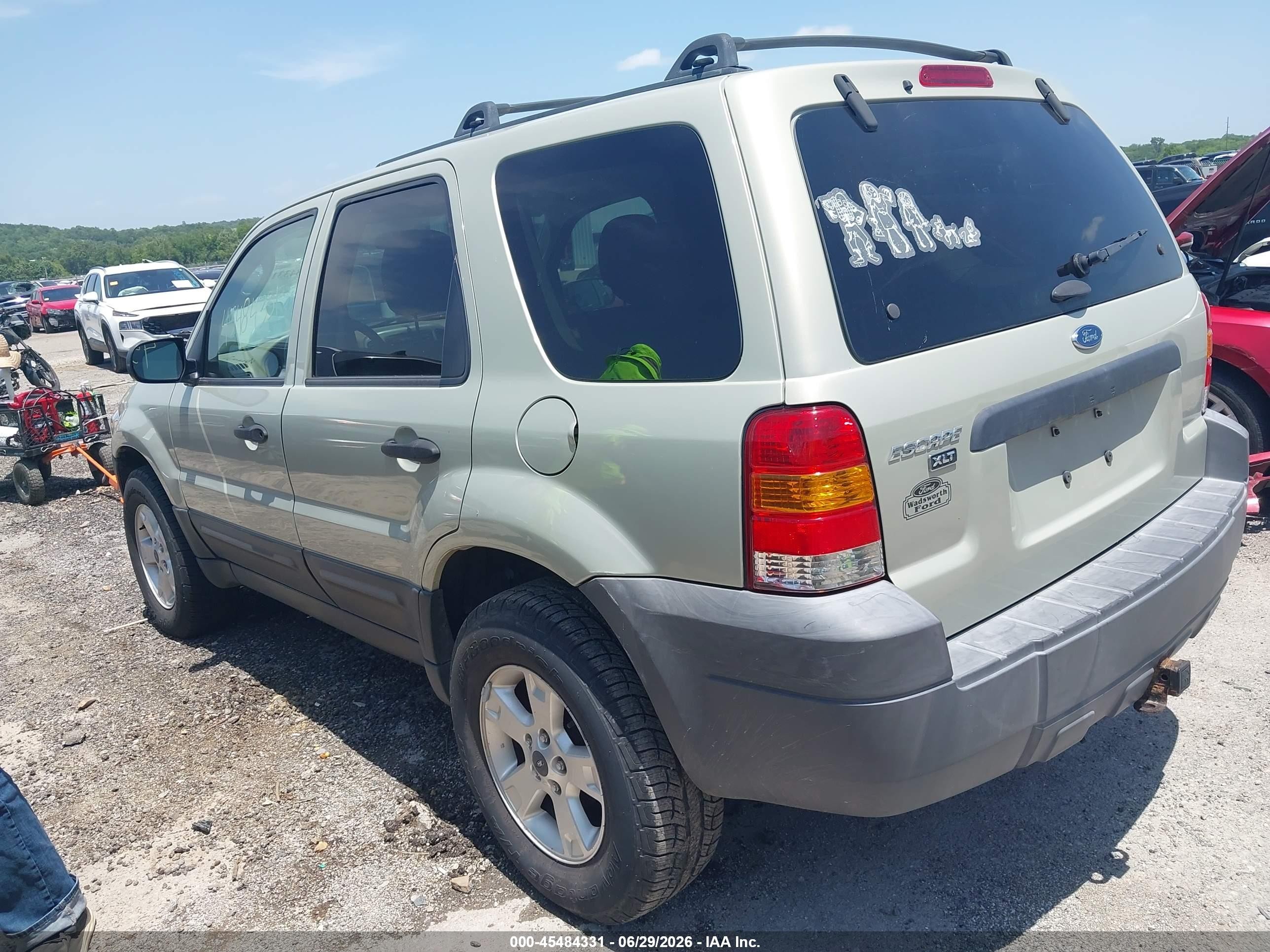 2005 Ford Escape Xlt Beige vin: 1FMYU03155DA14709