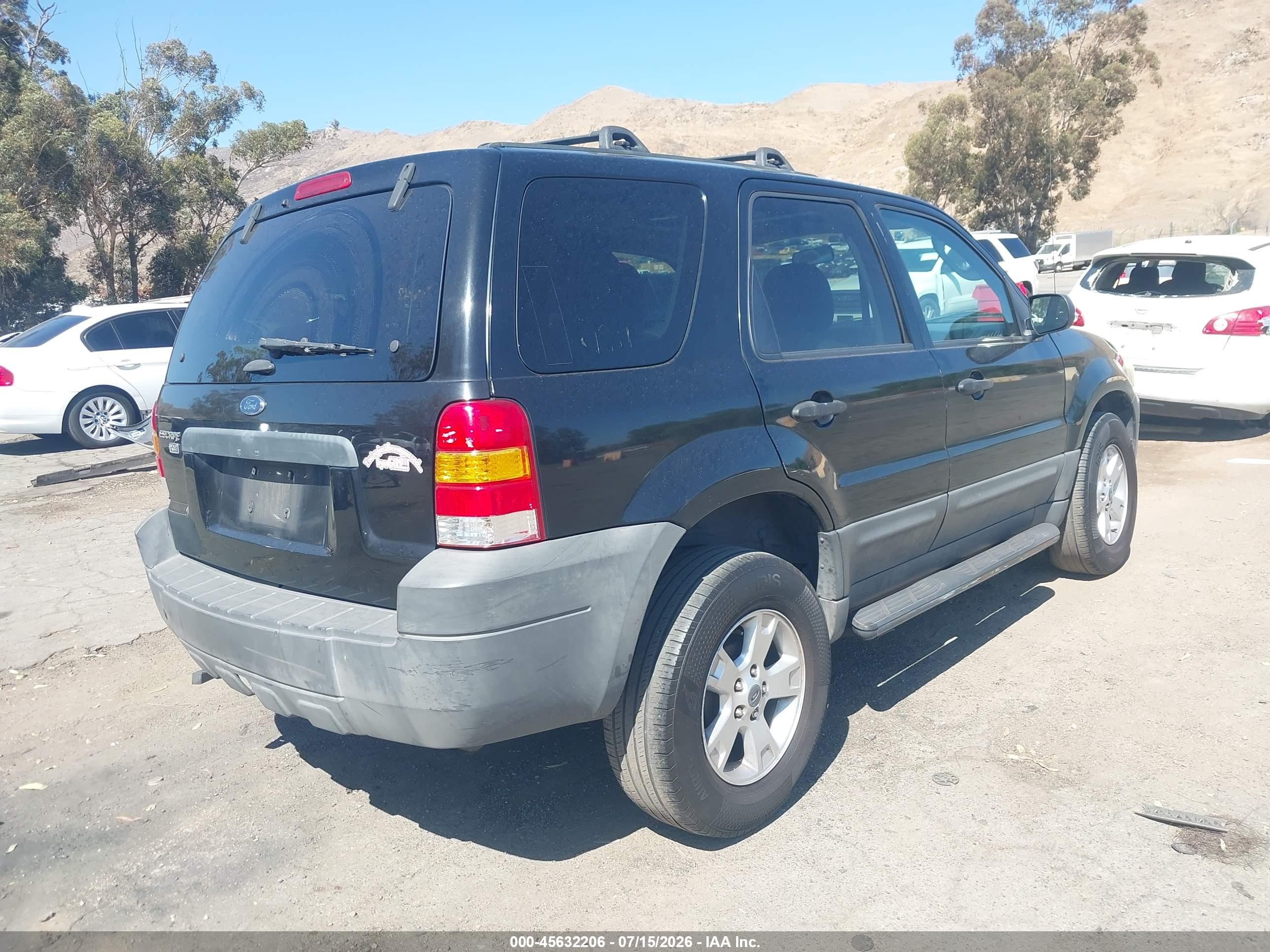 2005 Ford Escape Xlt Black vin: 1FMYU03155KB17026
