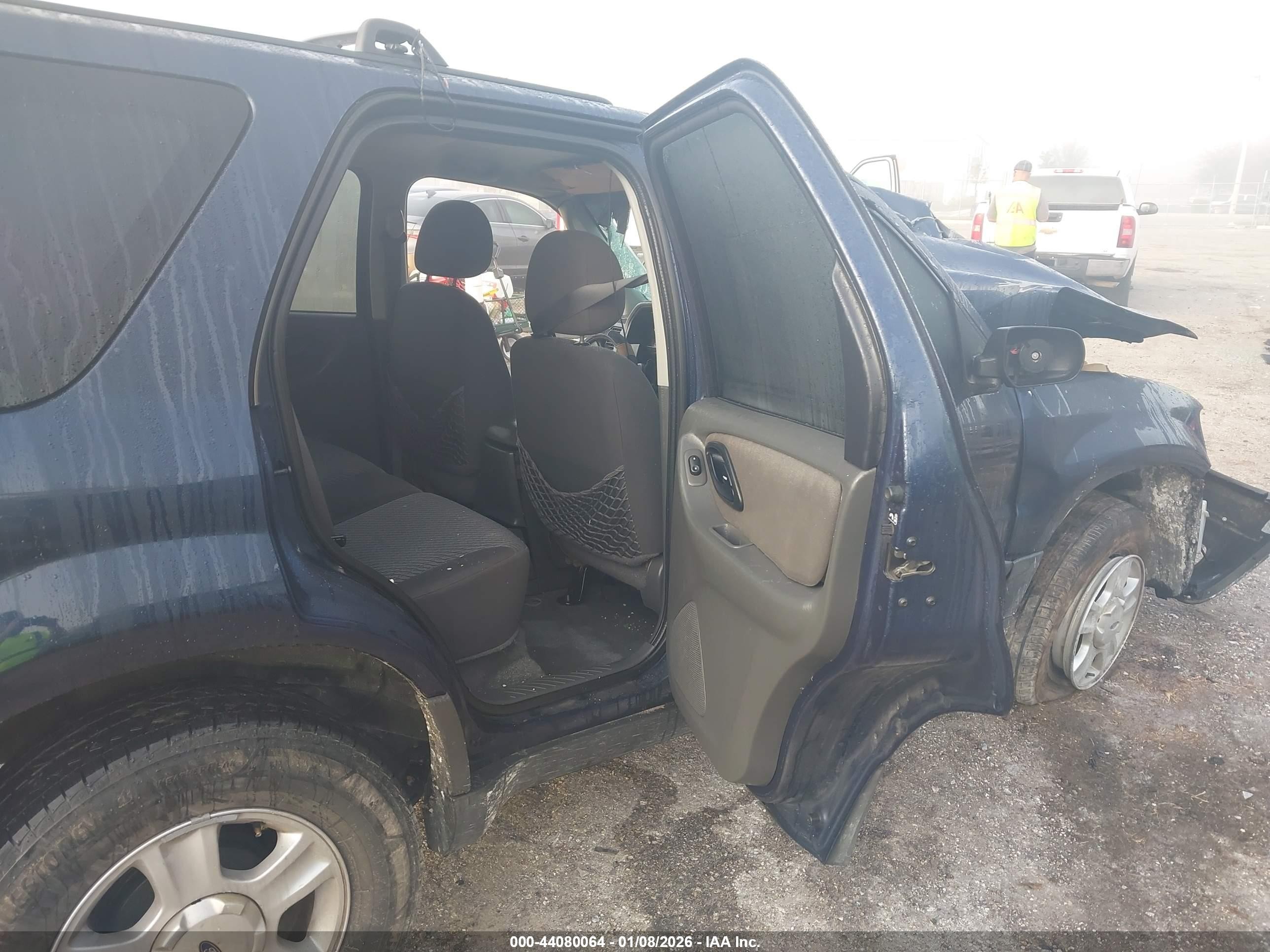 2003 Ford Escape Xlt Dark Blue vin: 1FMYU03163KC65831
