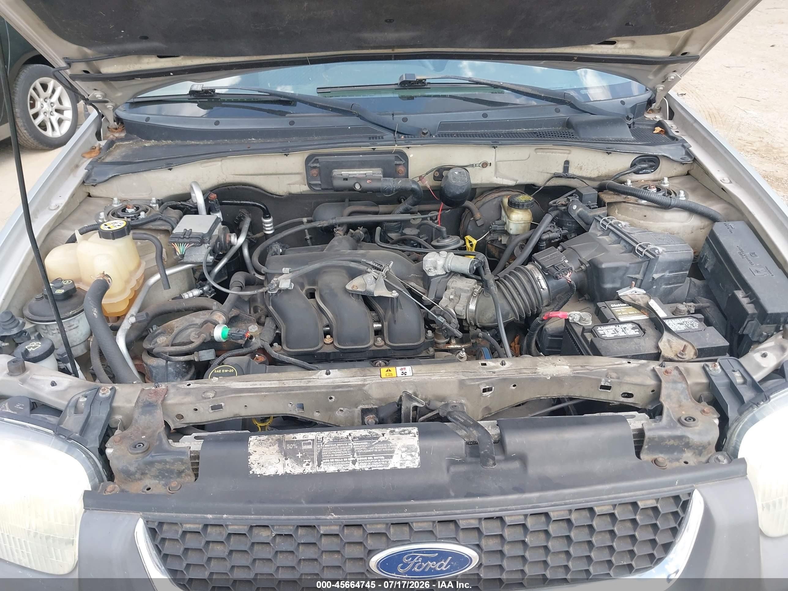 2004 Ford Escape Xlt Silver vin: 1FMYU03164DA19447