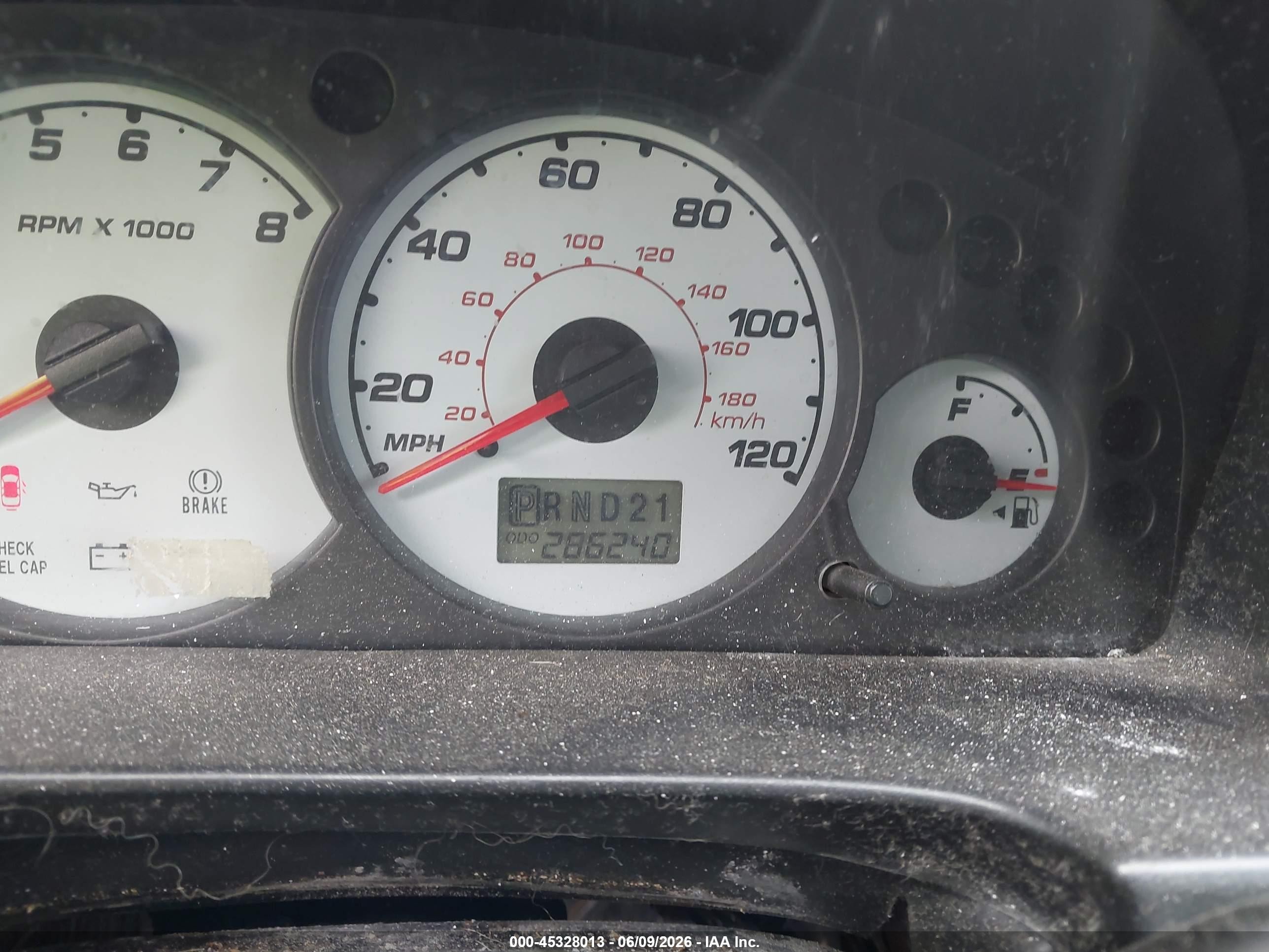2004 Ford Escape Xlt Red vin: 1FMYU03164KA32193