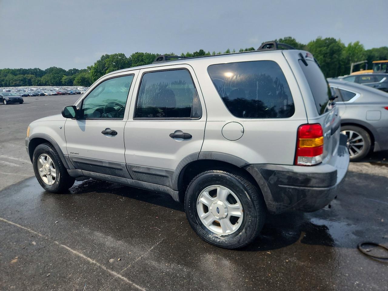2002 Ford Escape Xlt Silver vin: 1FMYU03172KB24488