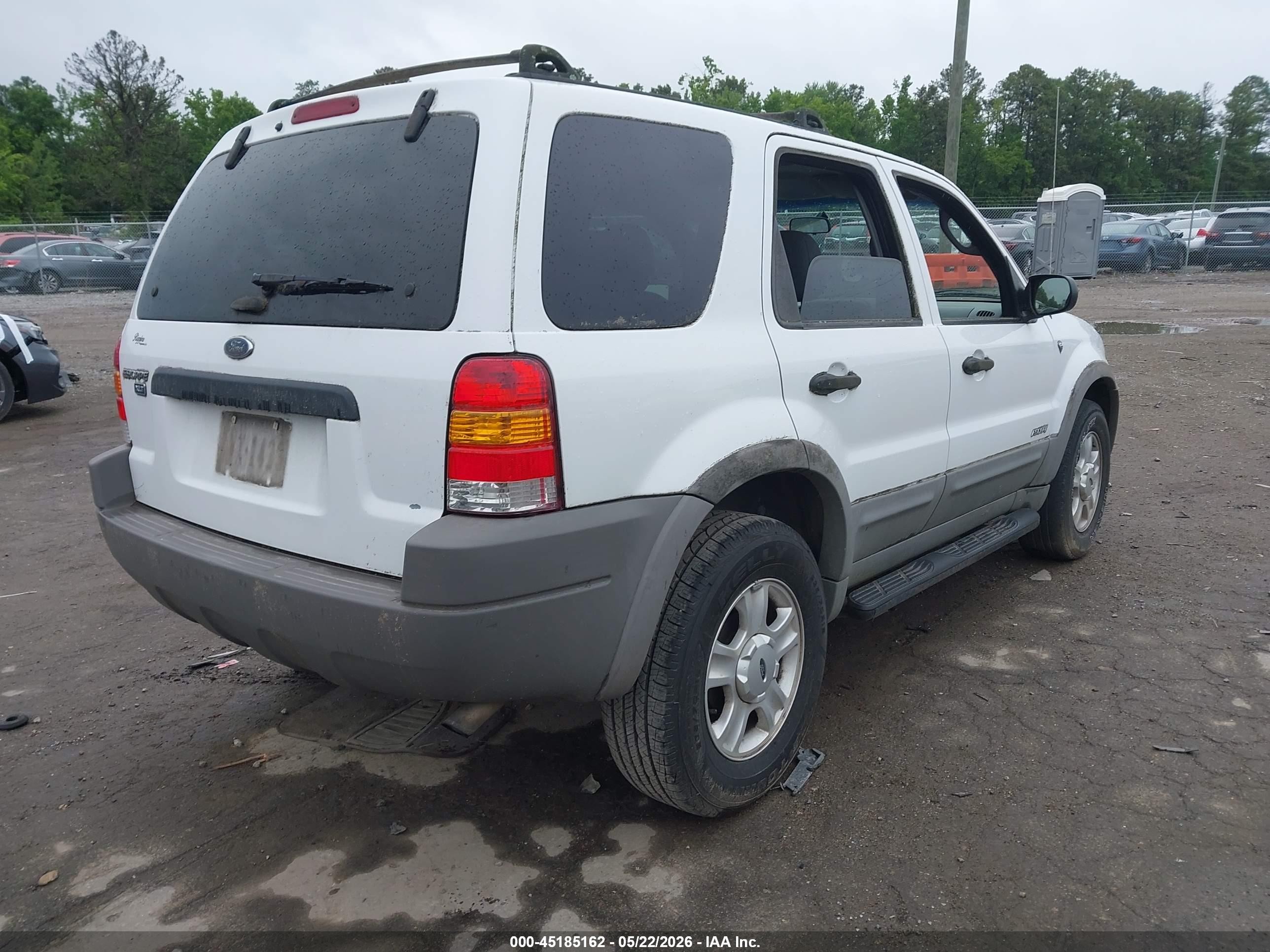 2002 Ford Escape Xlt White vin: 1FMYU03172KB37967
