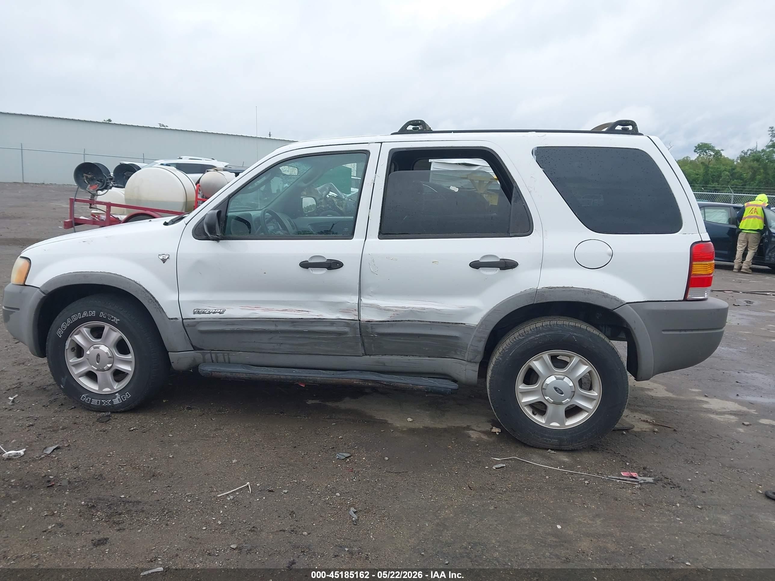 2002 Ford Escape Xlt White vin: 1FMYU03172KB37967